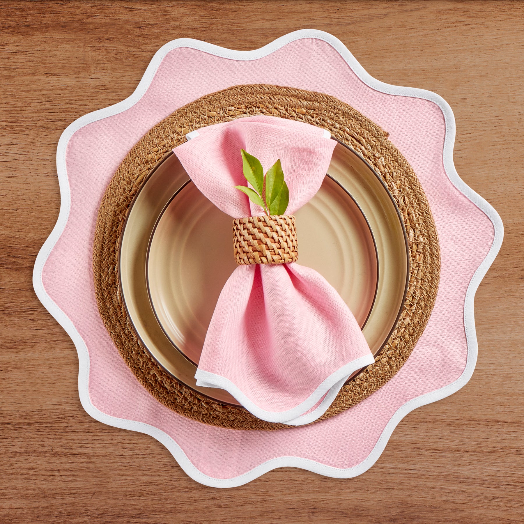 Giselle Scallop Edge Placemats Set of 4 - Elegant Round Table Mats for Dining, Kitchen, Party & Home Decor