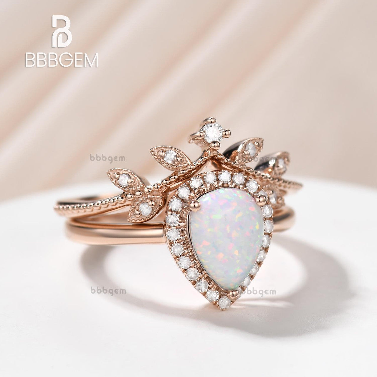 Vintage 14K/18K Gold Pear Opal Rose Gold Wedding Ring Set with Halo Leaf Band - Elegant Bridal Jewelry for Engagement, Anniversary & Special Occasions