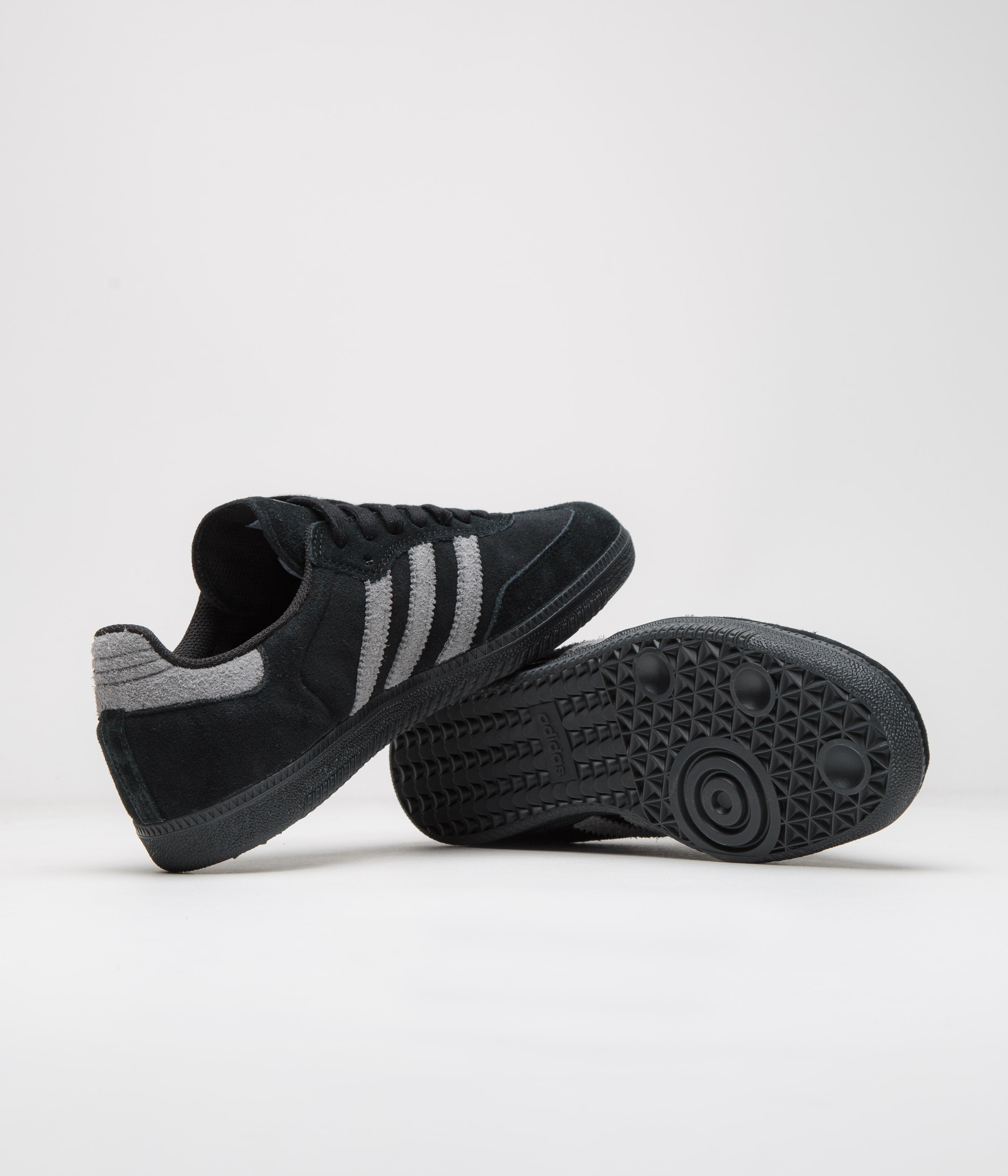 Adidas Samba ADV Sneakers - Core Black/Grey Four/Gold Metallic - Men's Casual Shoes for Streetwear & Everyday Wear