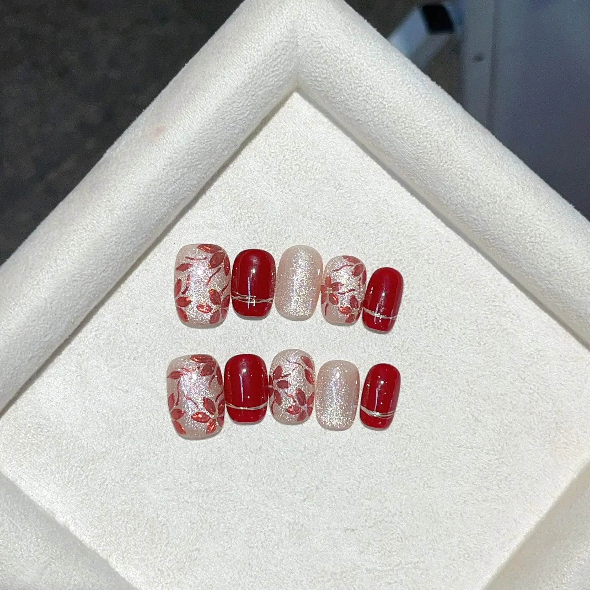 1 M