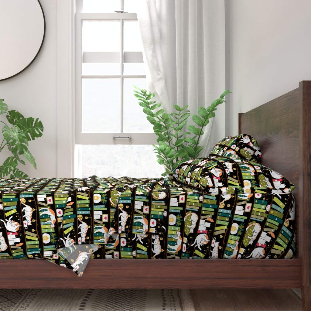 100% Cotton King Size 4-Piece Bed Sheet Set with Library Cats & Book Print - Cute Hygge Home Decor for Pet Lovers & Bookworms - Perfect for Cozy Bedrooms & Reading Nooks