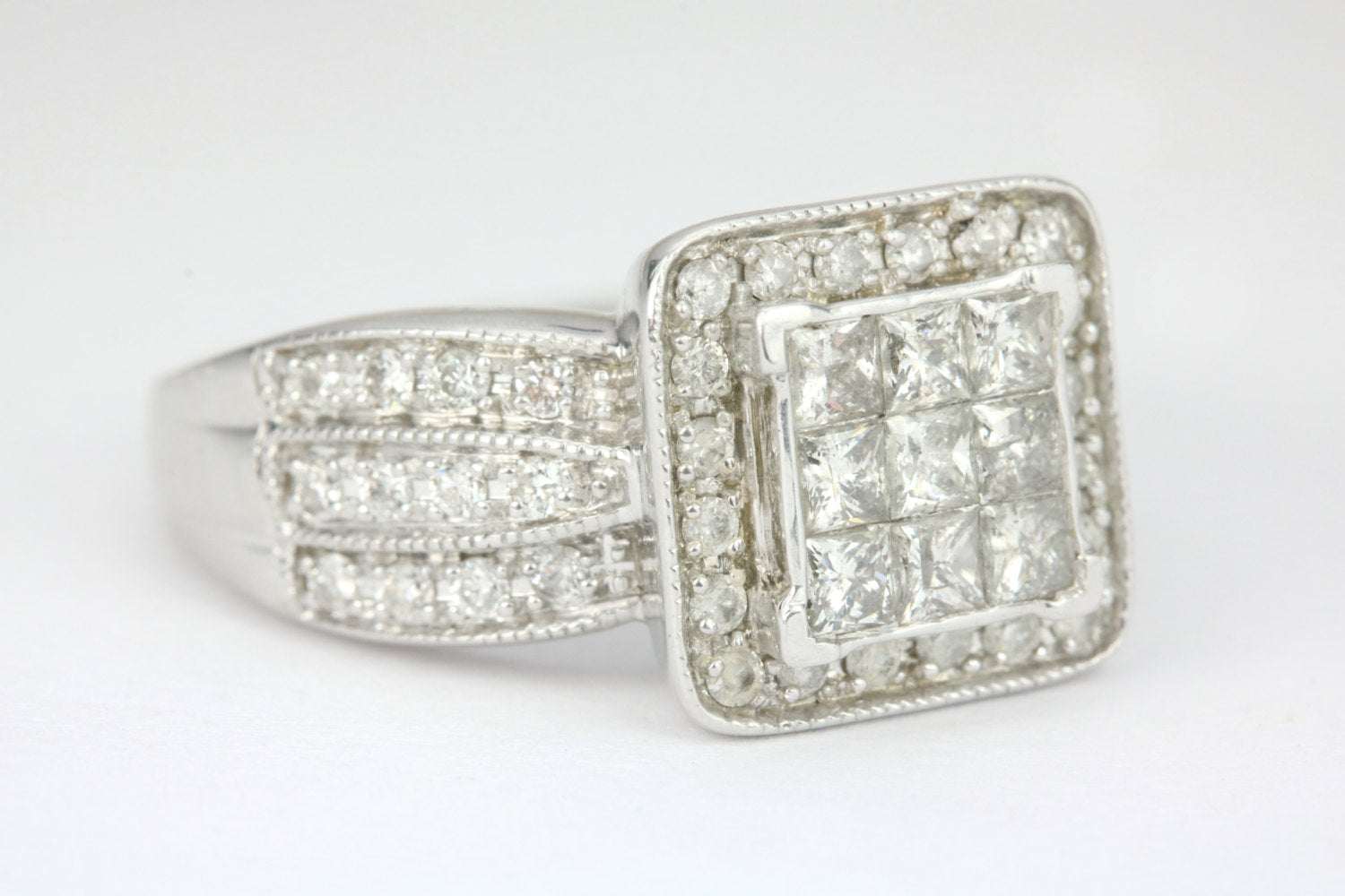 2.15 Carat 14K Gold Princess Cut Diamond Engagement Ring with Halo Setting - Perfect for Proposals, Anniversaries & Bridal Jewelry