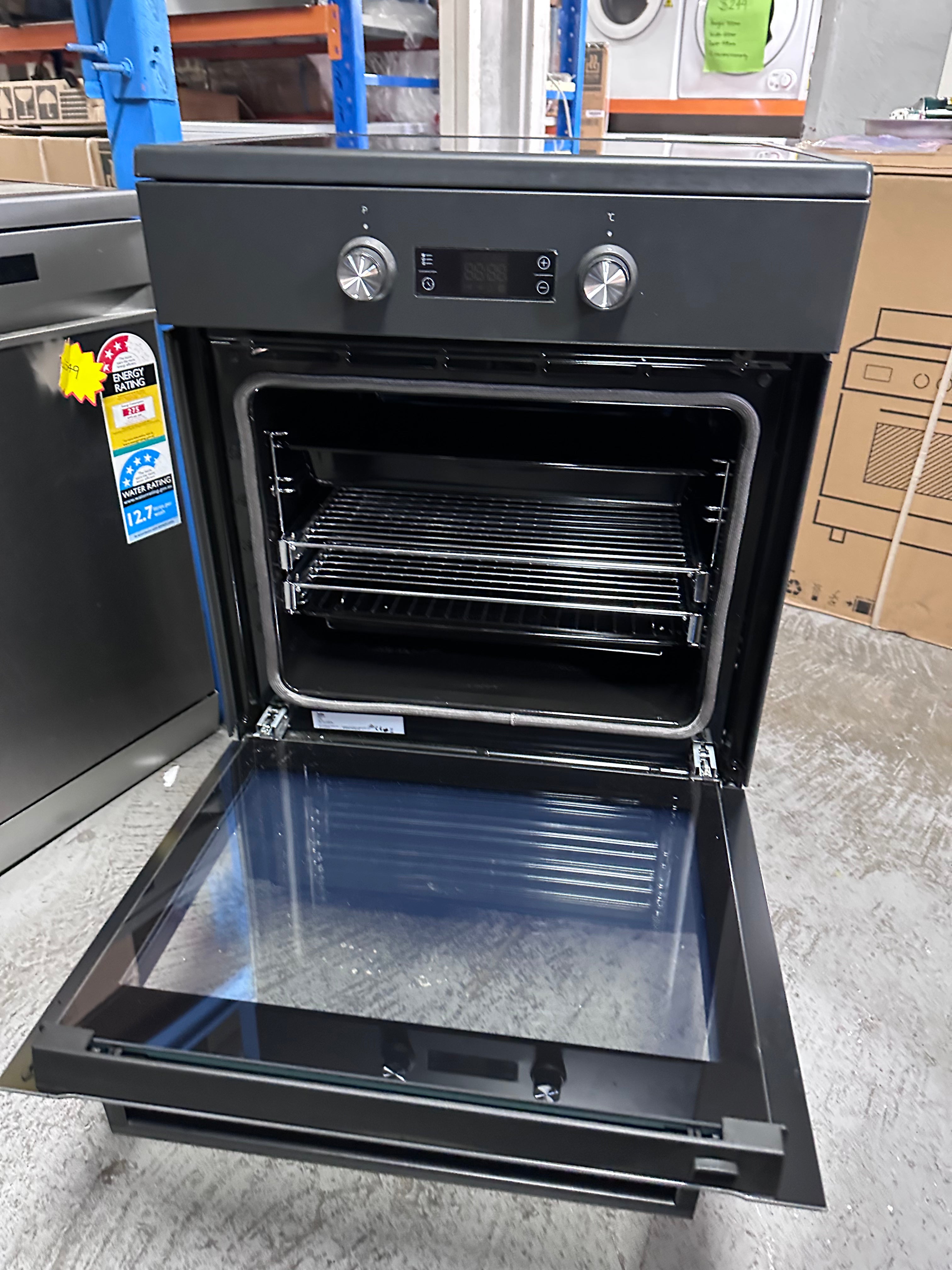 Beko 60cm Freestanding Induction Cooker with Pyrolytic Oven - BFC60IPAN [Factory Second] | Energy Efficient Electric Range for Modern Kitchens | Perfect for Baking, Roasting & Family Cooking