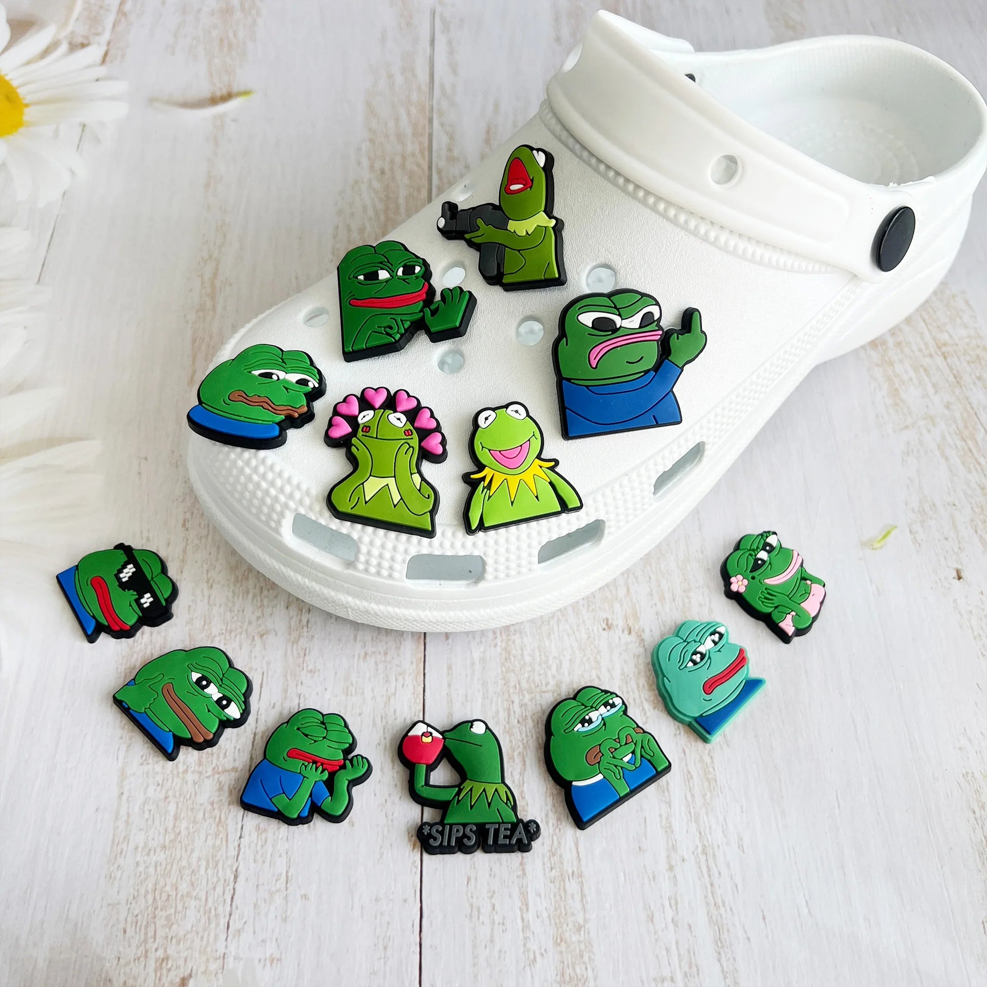 Sad Frog Shoe Charms Pins for Crocs - Cute Shoe Accessories Decorations for Kids & Adults - Perfect for Christmas Parties, Gifts & Everyday Fashion