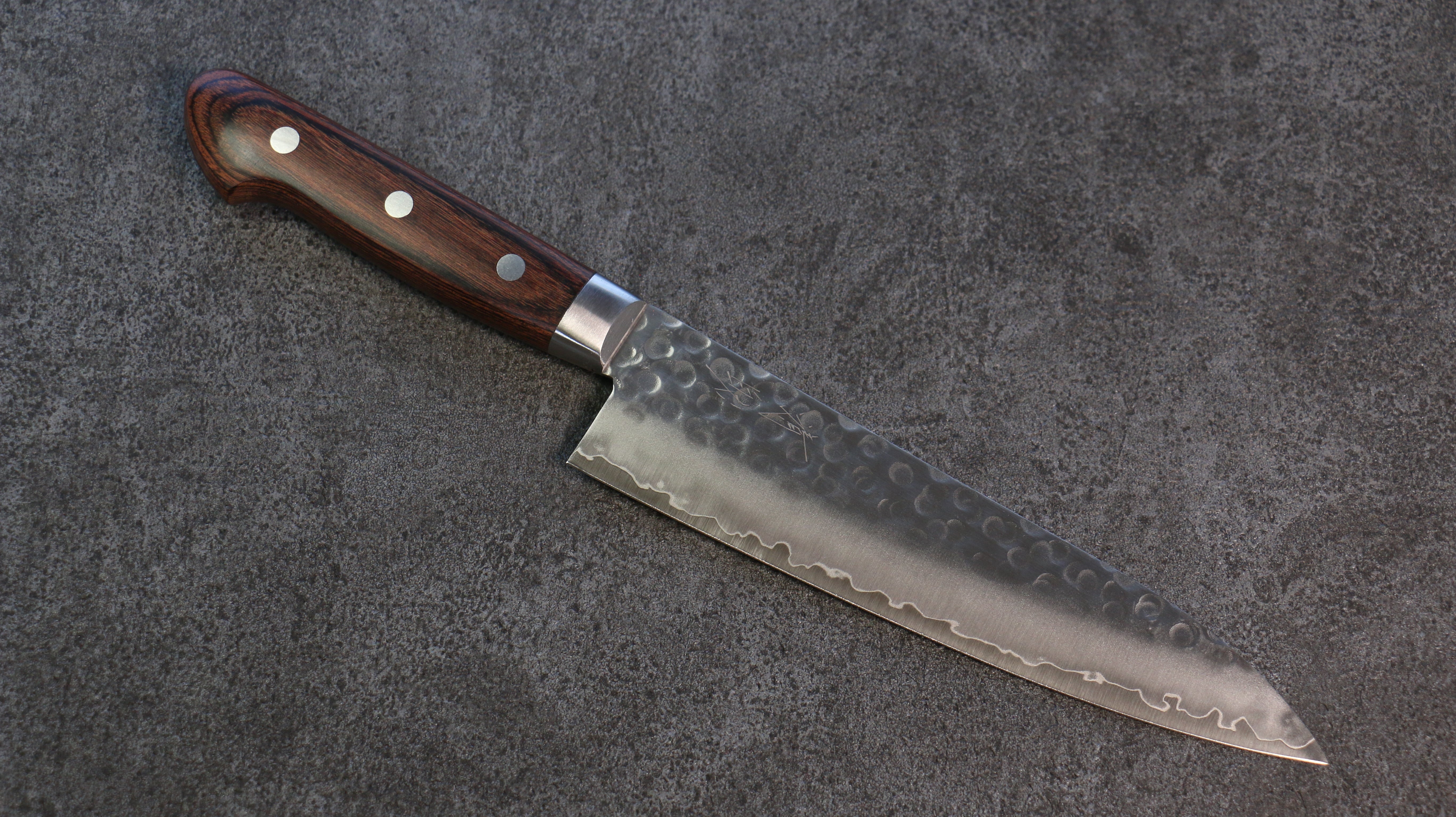 Seisuke Swedish Steel Hammered Gyuto Knife 180mm with Mahogany Handle - Premium Japanese Chef Knife for Slicing, Dicing & Chopping - Perfect for Home Cooks & Professional Chefs