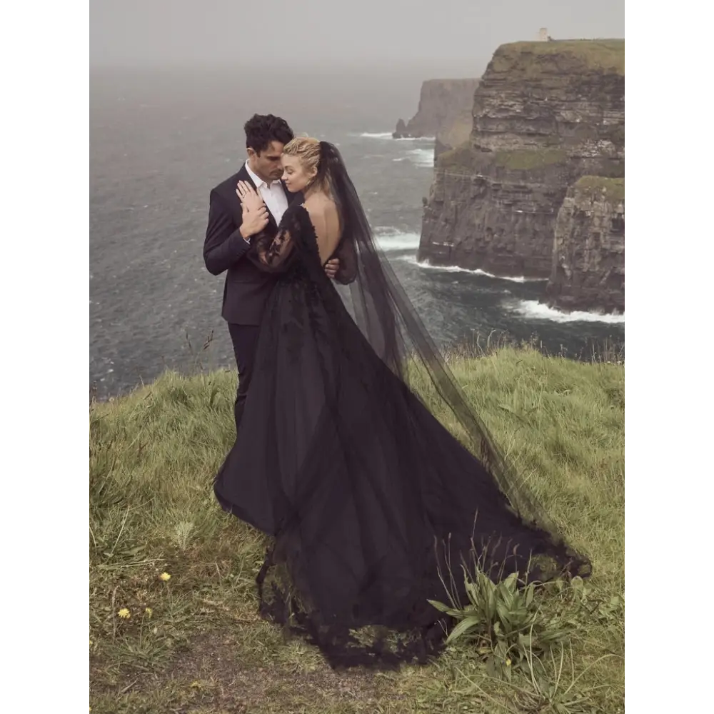 Rebecca Ingram Alexandria Veil - Elegant Wedding Veil for Brides | Perfect for Church, Beach & Outdoor Ceremonies