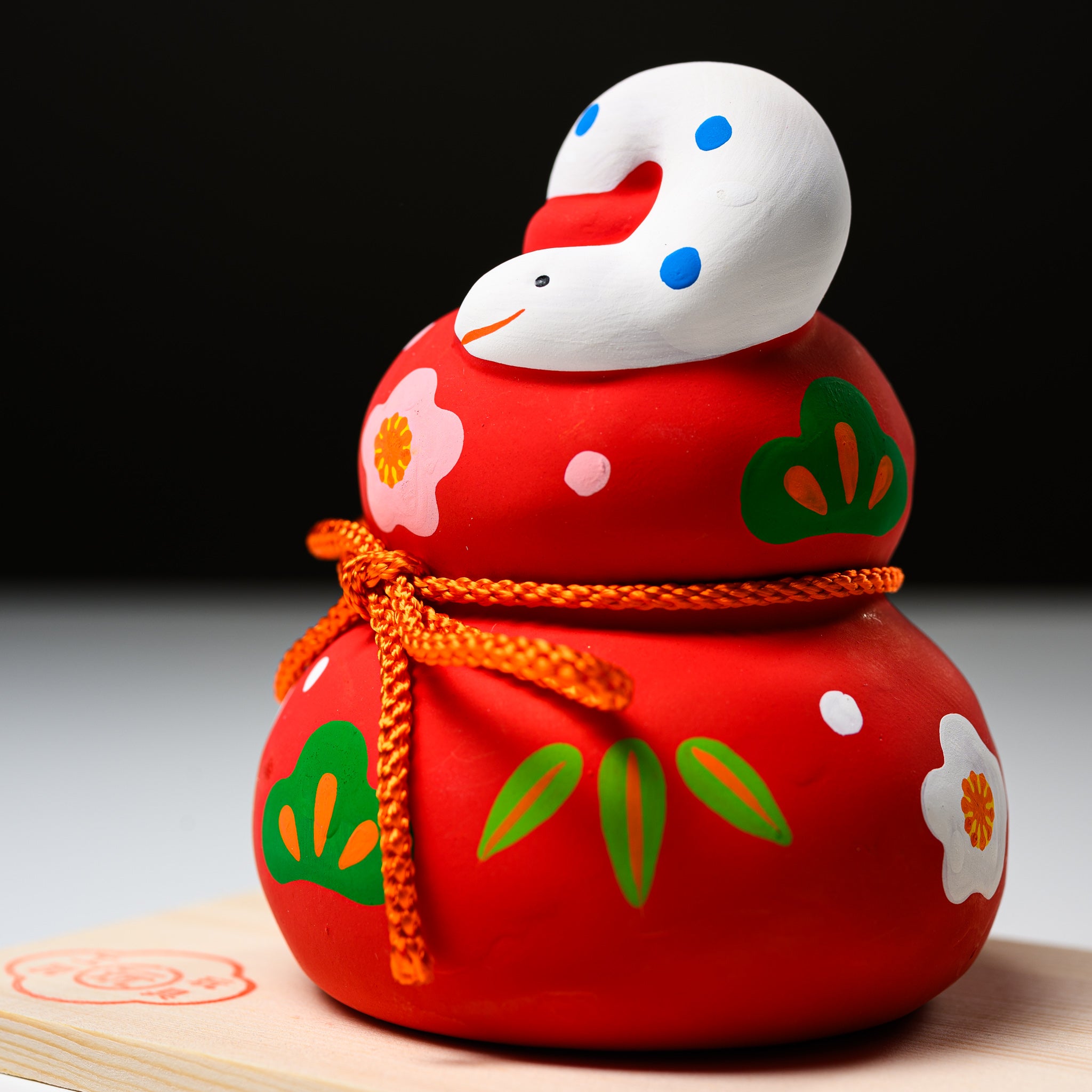 Seto Ware Handmade Lucky Snake & Hyotan Ornament - Japanese Traditional Good Fortune Charm for Home Decor, Office Feng Shui & Gift Giving