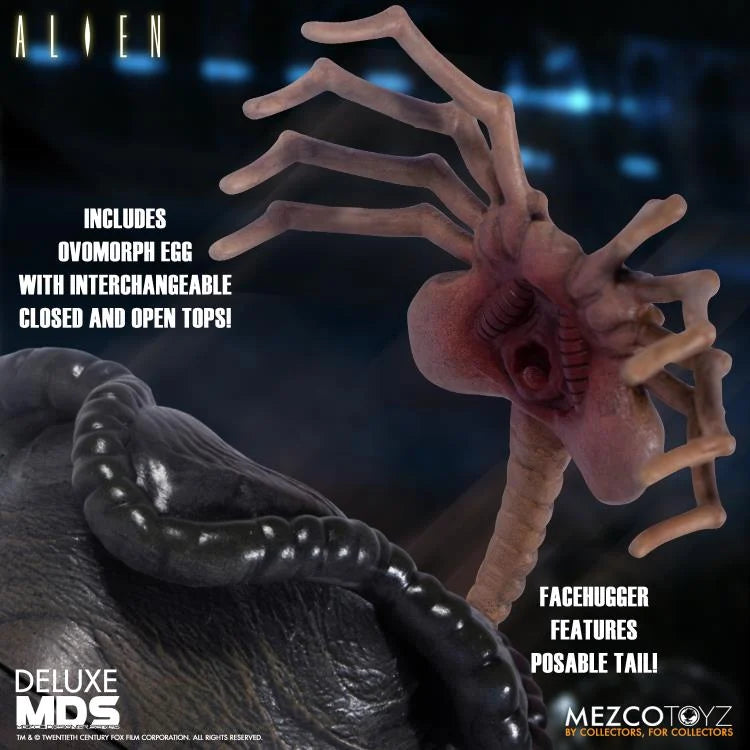 Mezco Designer Series Deluxe Alien Action Figure Set - Collectible Toy for Sci-Fi Fans & Movie Lovers - Perfect for Display, Gifts & Cosplay Scenes