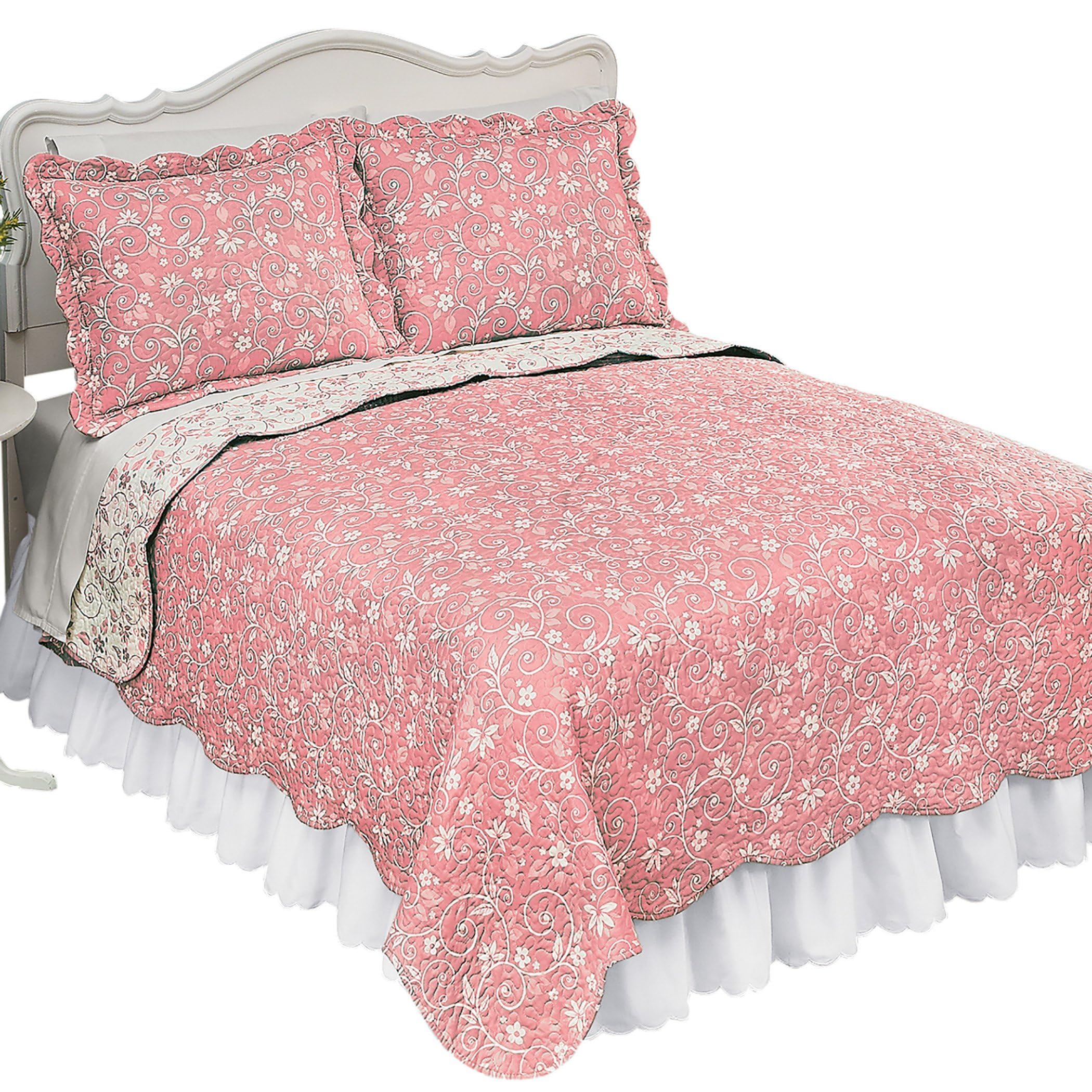 Reversible Floral Quilt with Scalloped Edges - Rose Pattern Full/Queen Size Bedding Set | Soft Lightweight Comforter for All Seasons | Perfect for Master Bedroom, Guest Room & Cozy Home Decor