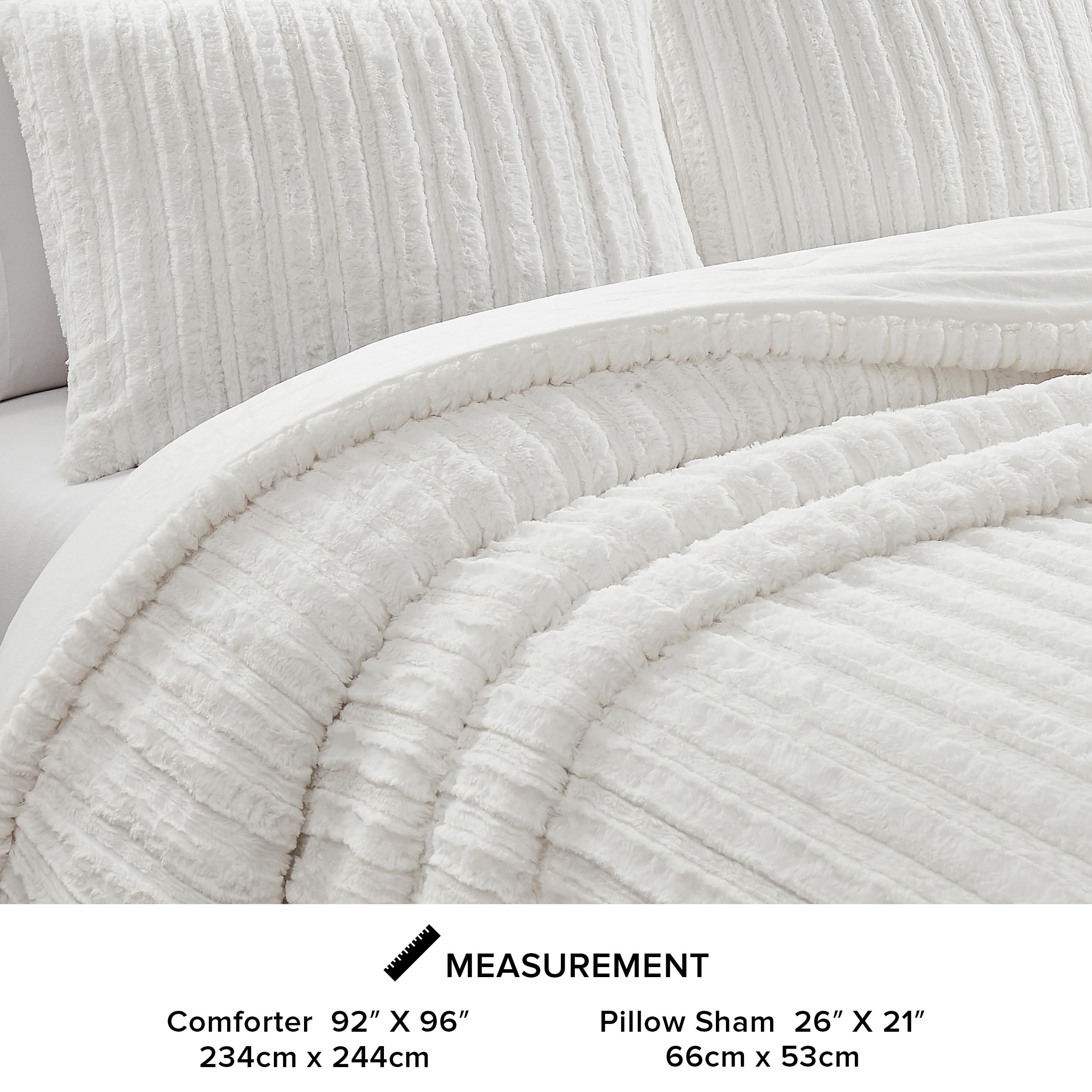 UGG Kenzie Full/Queen Comforter Set - Plush Faux Fur Reversible Down Alternative Bedding with 2 Pillow Shams | Soft, Warm & Washable Hypoallergenic Blanket for Bedroom | White Snow | Perfect for Cozy Winter Nights & Guest Room Decor