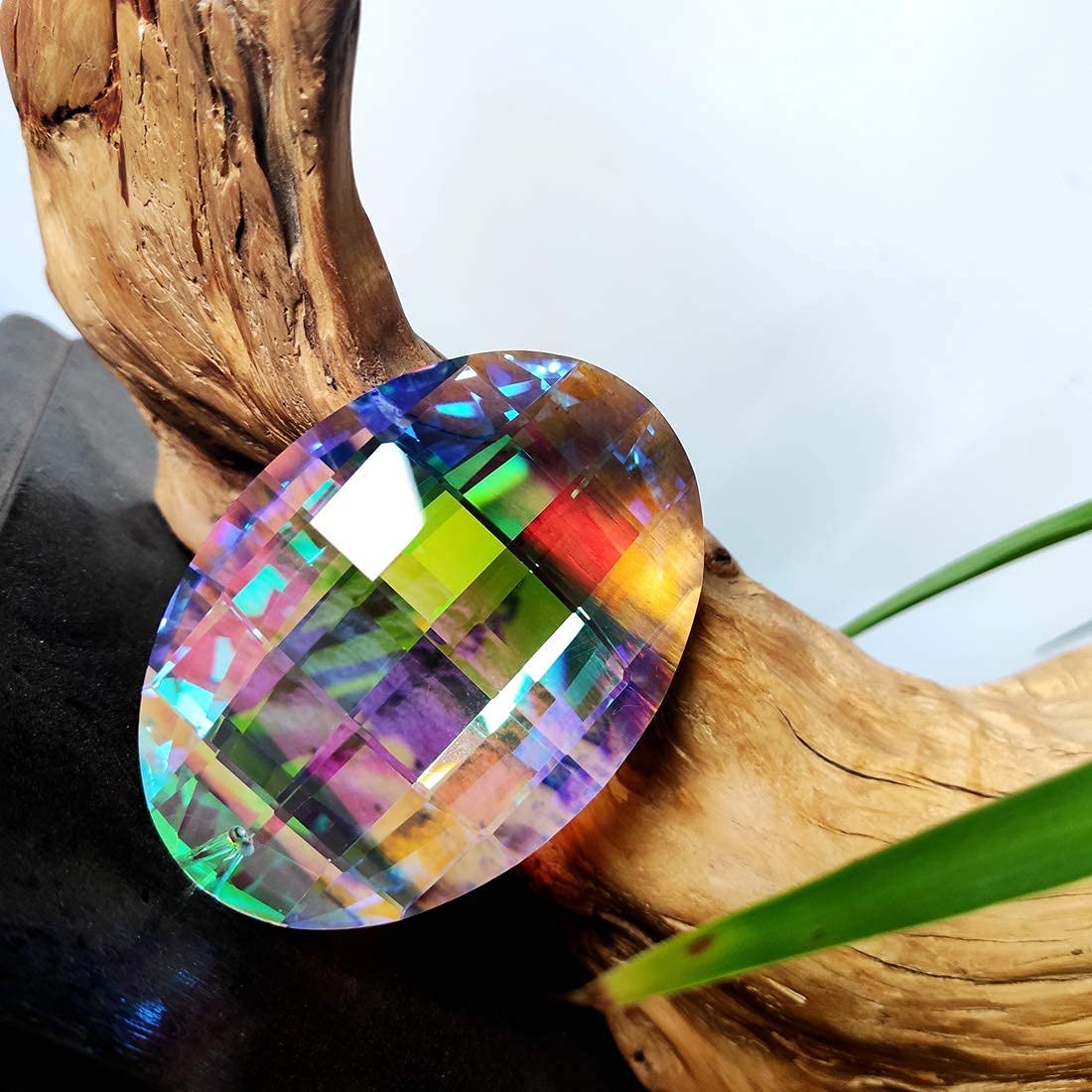 H&D HYALINE & DORA Sun Catcher Crystal Rainbow Maker - Window Hang Prisms Pendant for Home Decor, Garden & Wedding Decorations - Create Stunning Rainbows Indoors & Outdoors