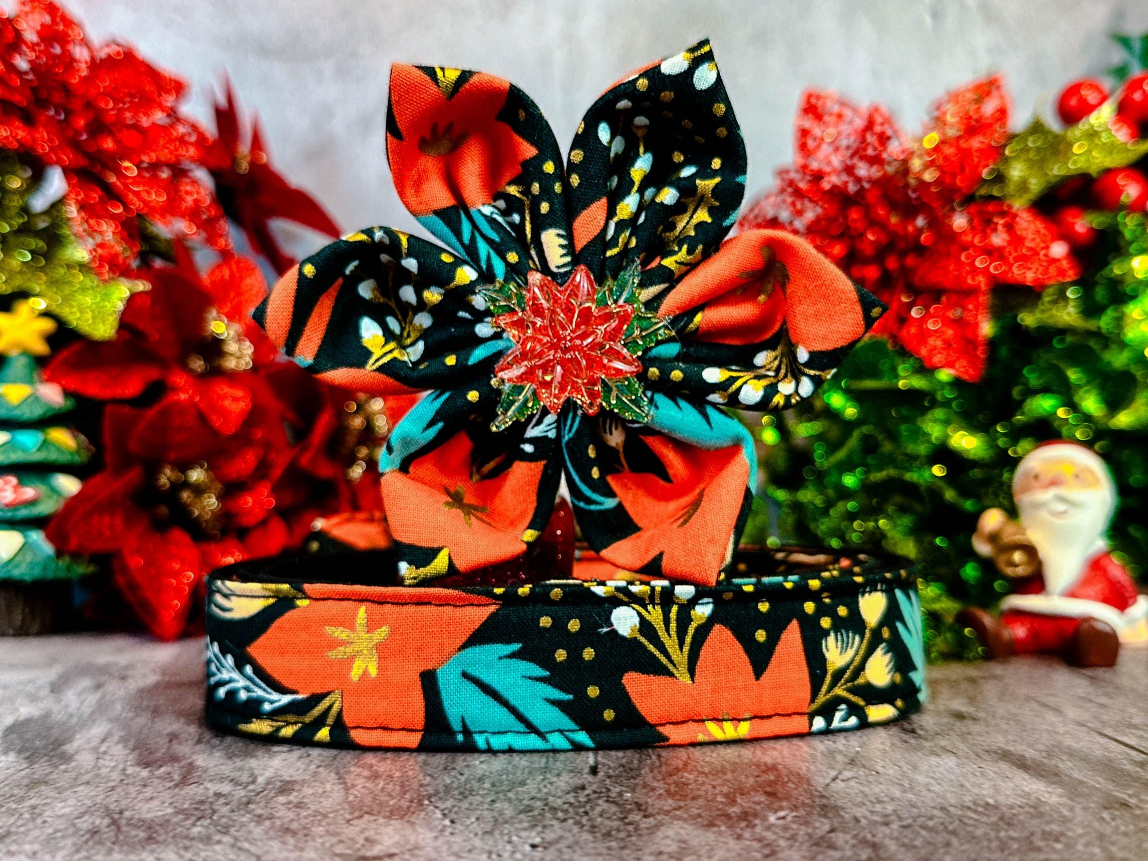 Rifle Paper Co Christmas Poinsettias Dog Collar - Floral Pet Collar for Small Medium Large Dogs - Holiday Festive Dog Accessories for Christmas Parties & Family Photos