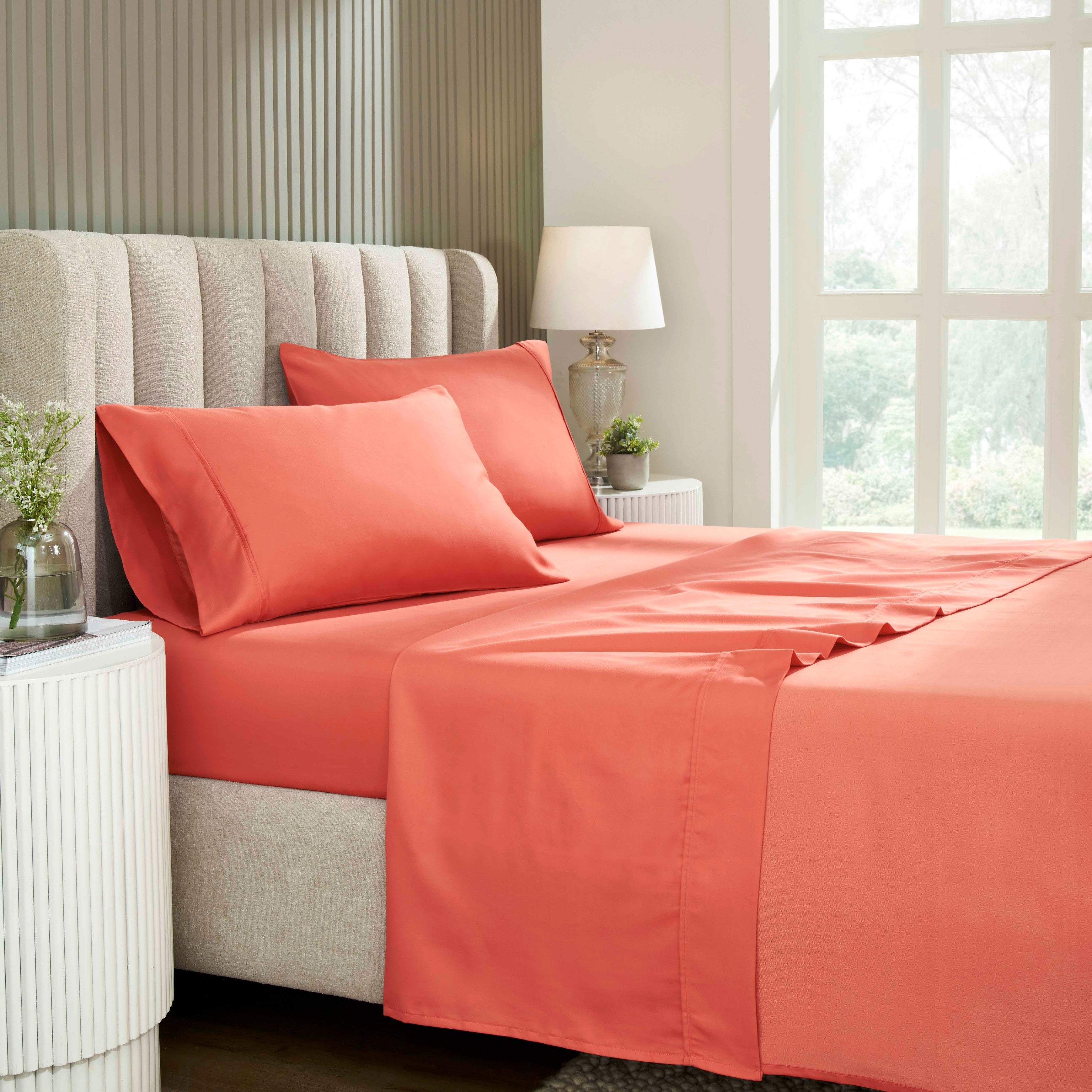1200 Thread Count Cotton Rich Solid Deep Pocket Bed Sheet Set - Queen Size, Ultra Soft & Breathable - Perfect for Luxury Hotels, Guest Rooms & Master Bedrooms