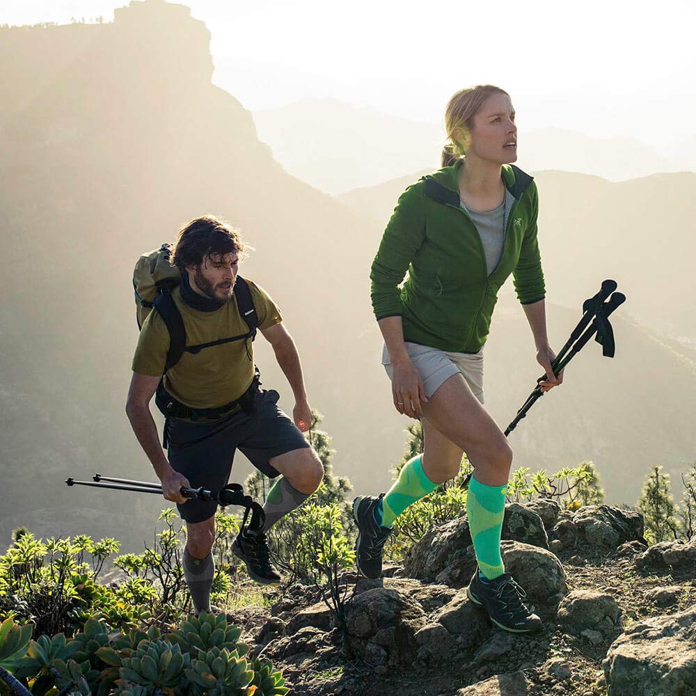 Bauerfeind Outdoor Performance Compression Socks for Hiking & Running - Arch Support, Heel Protection & Achilles Comfort - Ideal for Long Distance Walking, Travel & Sports Recovery