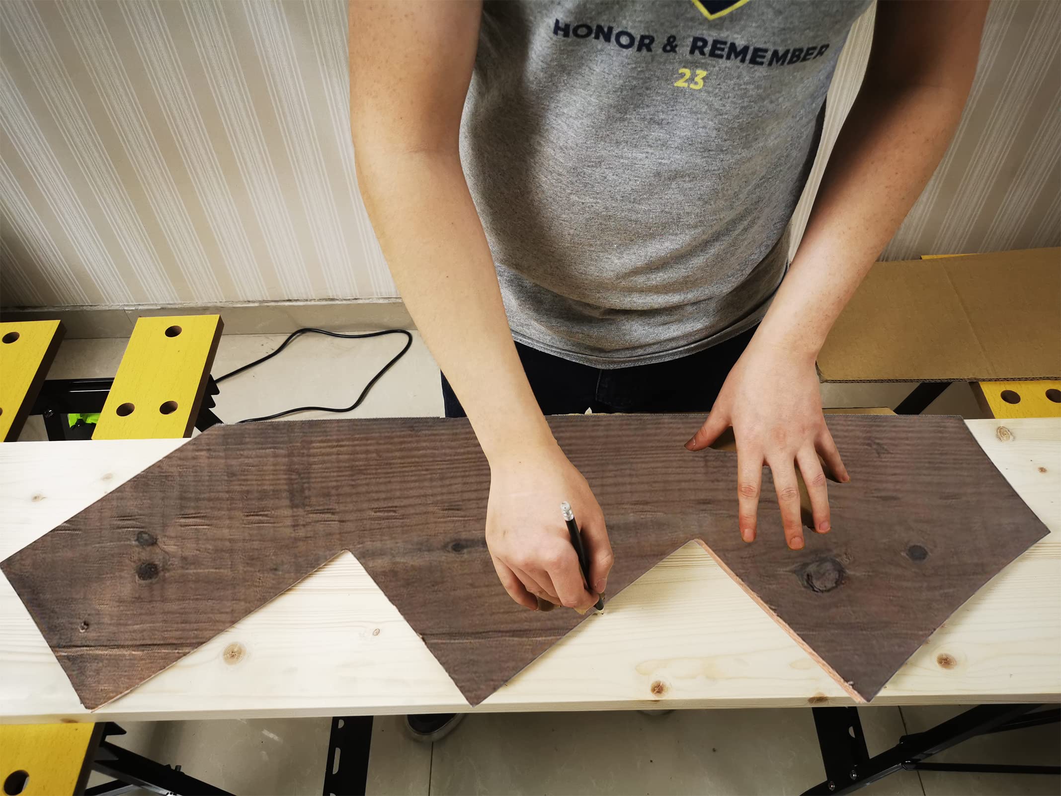 Stair Stringers Cutting Layout Tool - Professional Stair Building Template for DIY & Contractors - Perfect for Home Renovation, Deck & Staircase Projects