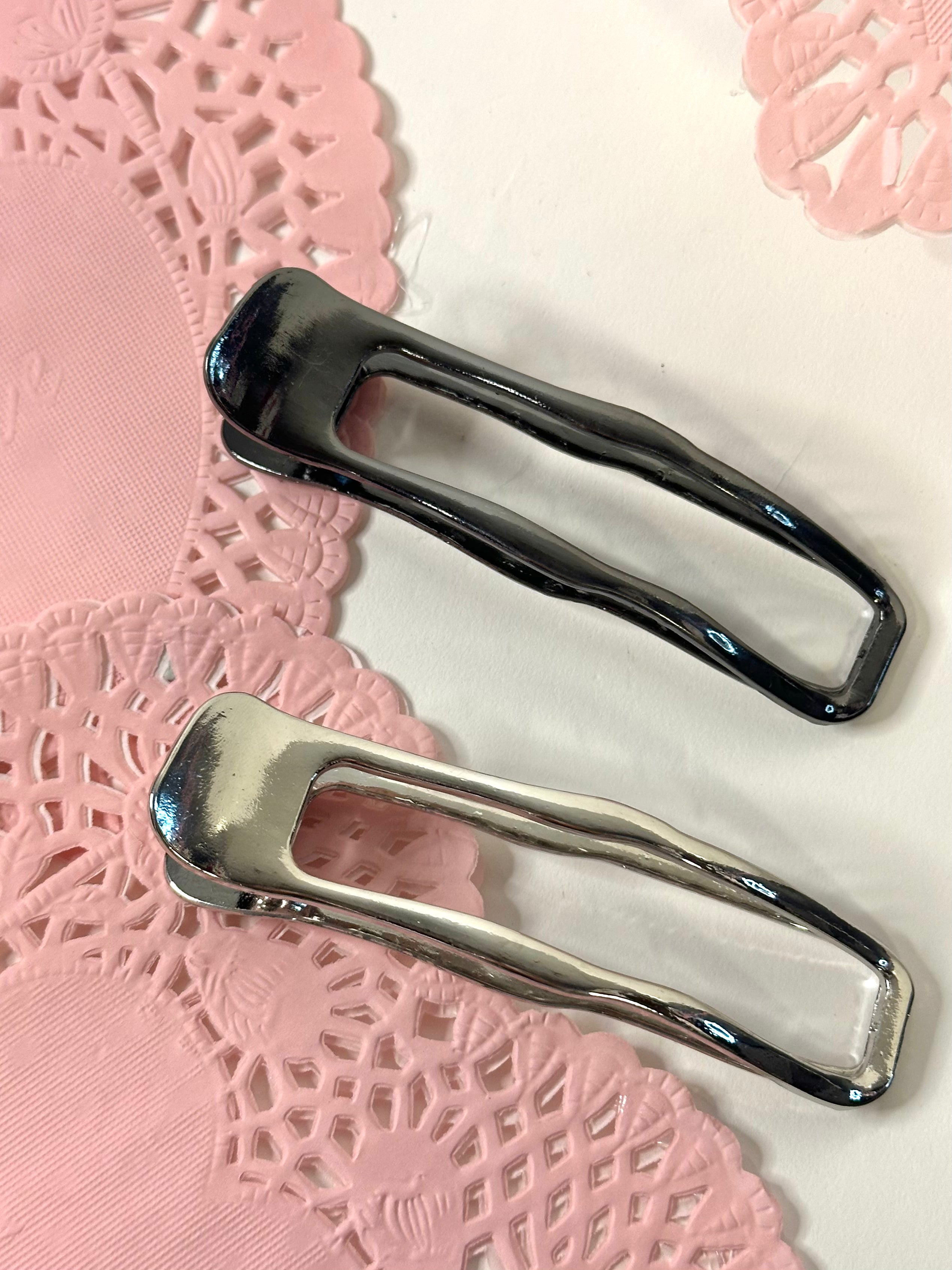 Large Metal Hair Clip for Women - Strong Hold Hair Claw Clips for Thick Hair - Perfect for Updos, Ponytails & Everyday Styling