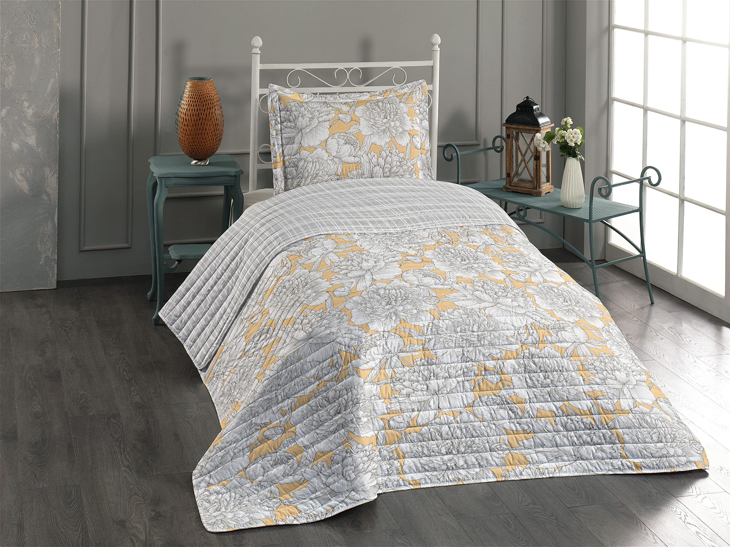 Ambesonne Floral Reversible Bedspread Set - Hand Drawn Rose, Chamomile & Peonies Design - Microfiber Twin Size Bedding with Pillow Shams - Mustard Coconut Color - Perfect for Boho Bedroom Decor & Guest Room Makeover
