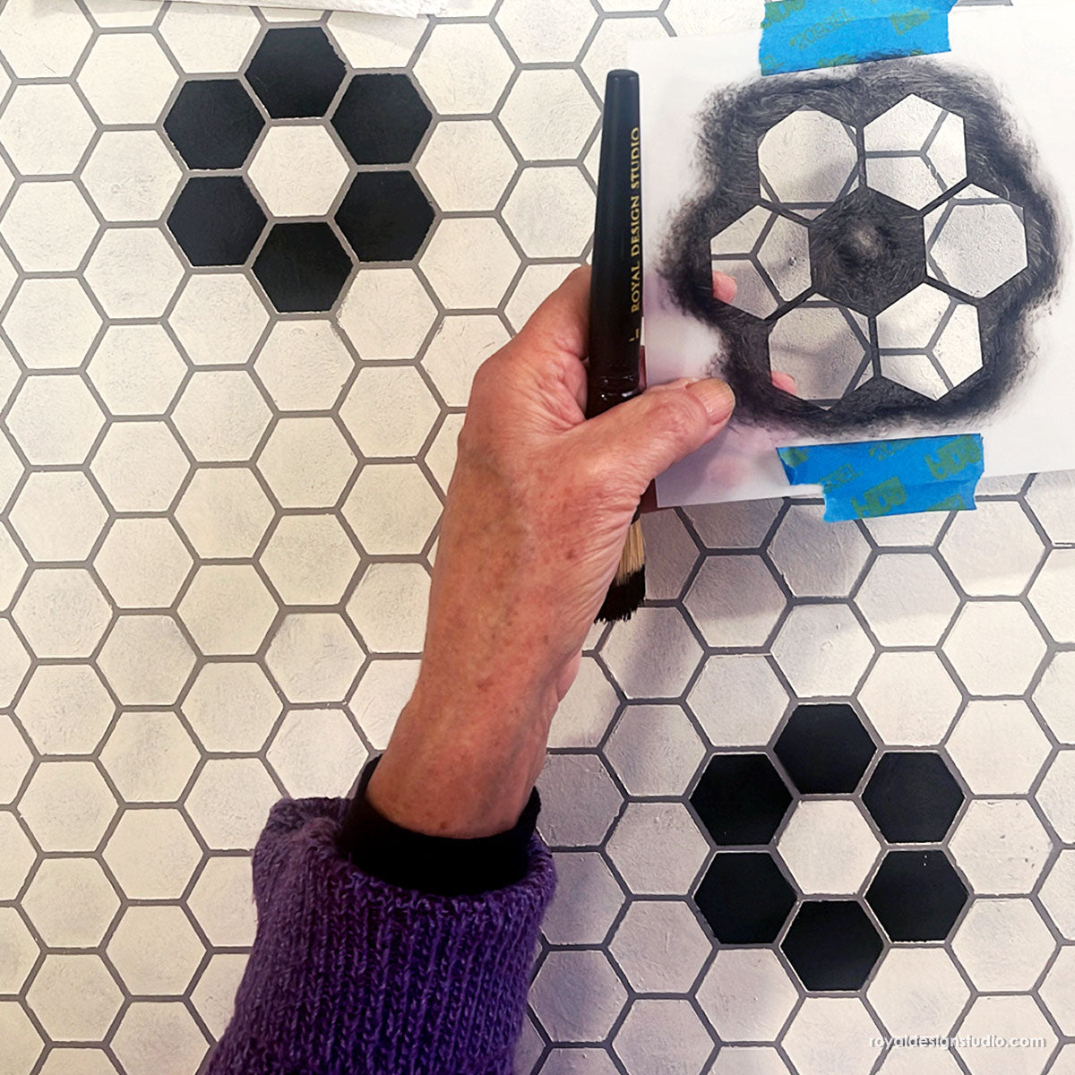 Hexagon Tile Floor Stencil - Reusable DIY Floor Painting Template for Concrete, Wood, Porcelain - Perfect for Home, Patio, Garage & Bathroom Renovation Projects