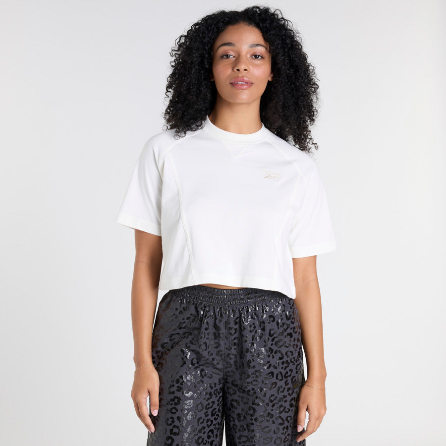 Stylish Icon Elements Graphic Tee - Trendy Chalk Print T-Shirt for Men & Women | Perfect for Casual Wear, Street Style & Everyday Outfits