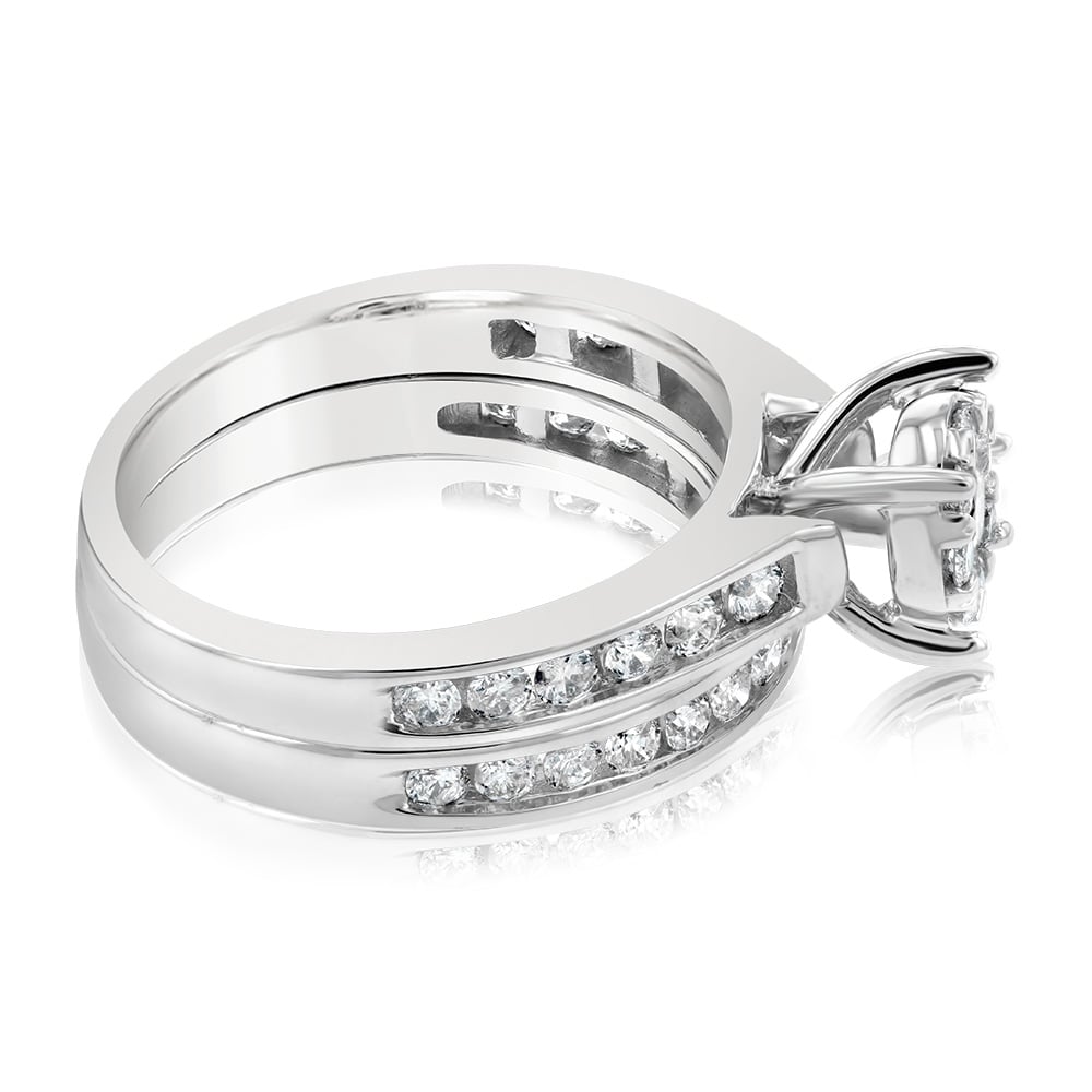 9ct White Gold 1 Carat Diamond Engagement Ring Set with Halo Setting - Perfect for Proposals, Weddings & Anniversary Gifts