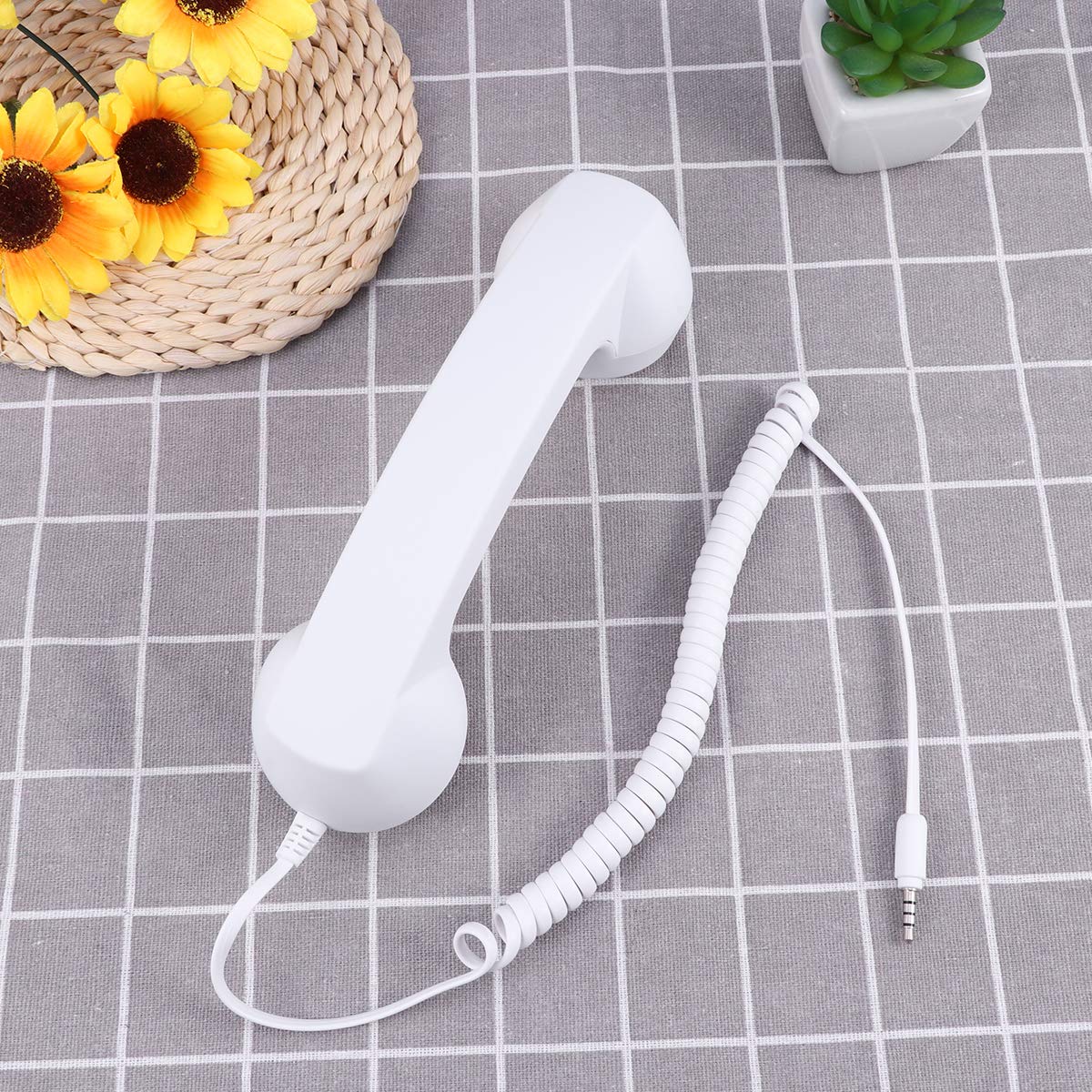 Vintage Retro Telephone Handset with 3.5mm Jack - Universal Cell Phone Receiver for iPhone & Android - Perfect for Hands-Free Calling, Gaming, and Online Meetings