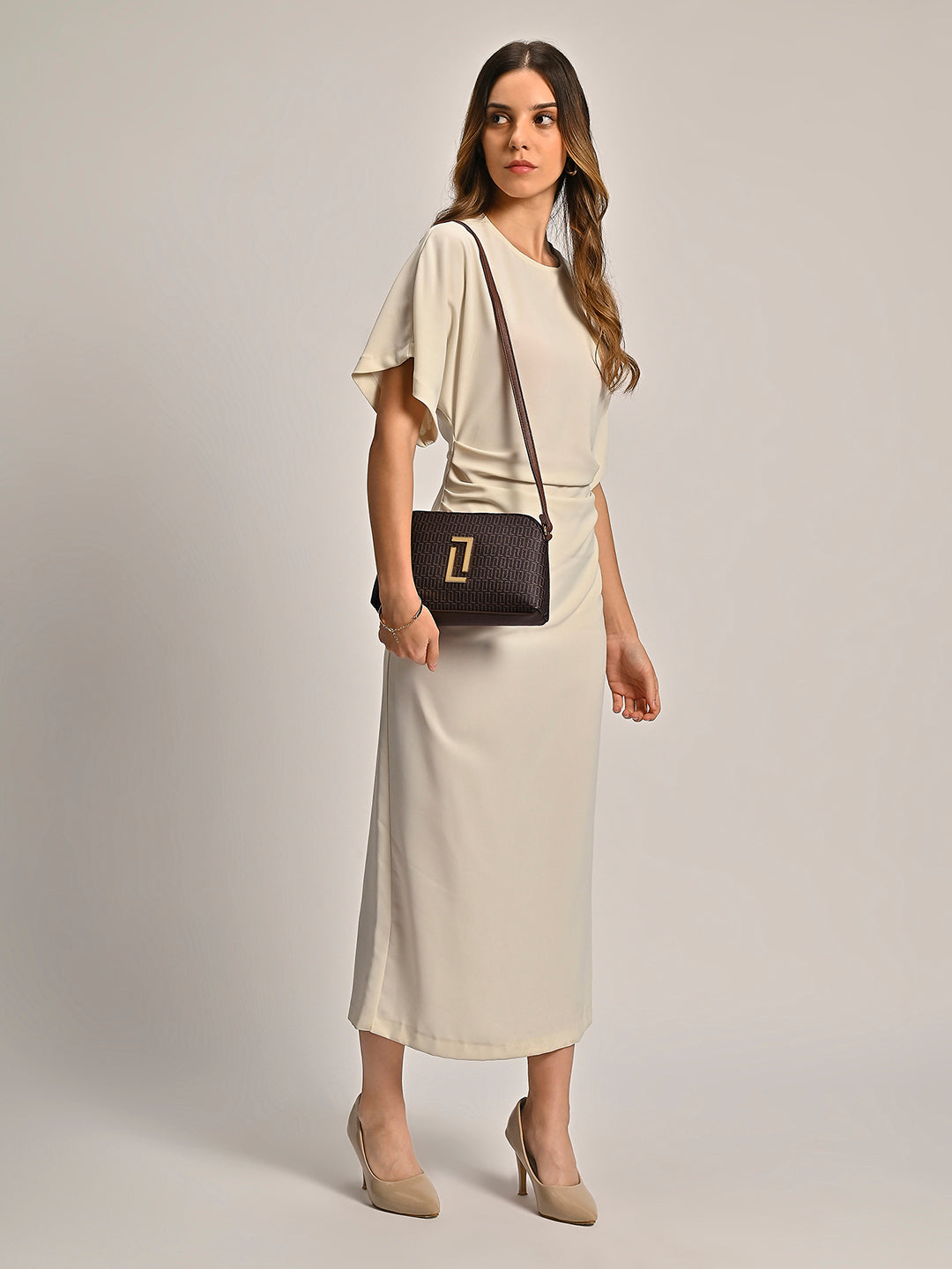 Mono Hemi25 Small Dome Handbag - Stylish & Compact Women's Crossbody Purse for Everyday Use, Work, and Travel