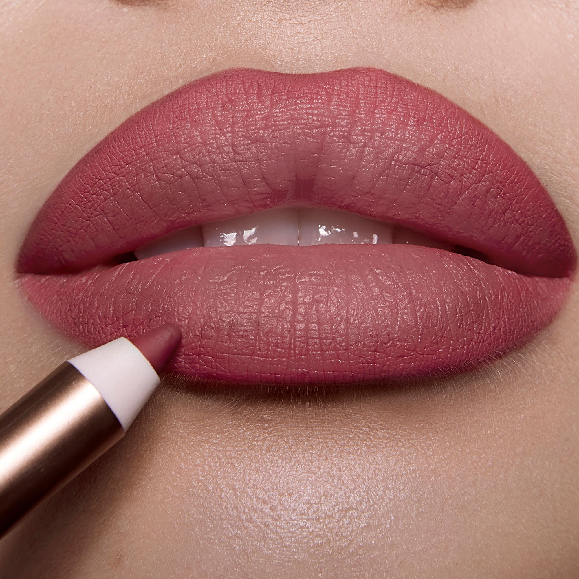 Charlotte Tilbury Lip Cheat Lip Liner - Long-Lasting, Waterproof Lip Pencil for Precise Definition & Fuller Lips | Perfect for Everyday Wear, Date Night & Special Occasions