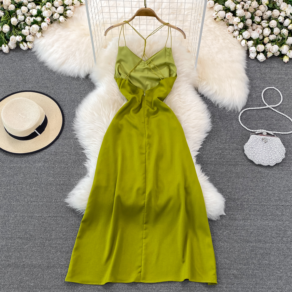 Retro Green Backless Sleeveless Summer Dress for Women - Elegant Hanging Neck Party & Evening Gown for Weddings, Cocktails, and Beach Vacations