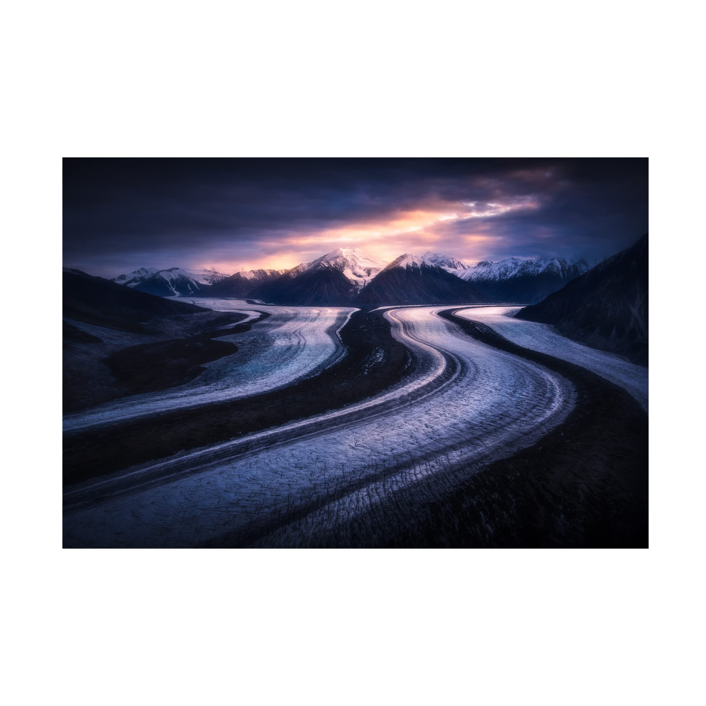 Trademark Fine Art 'Fading Away' Canvas Wall Art Print by Simon Roppel - Perfect for Living Room, Bedroom & Office Decor