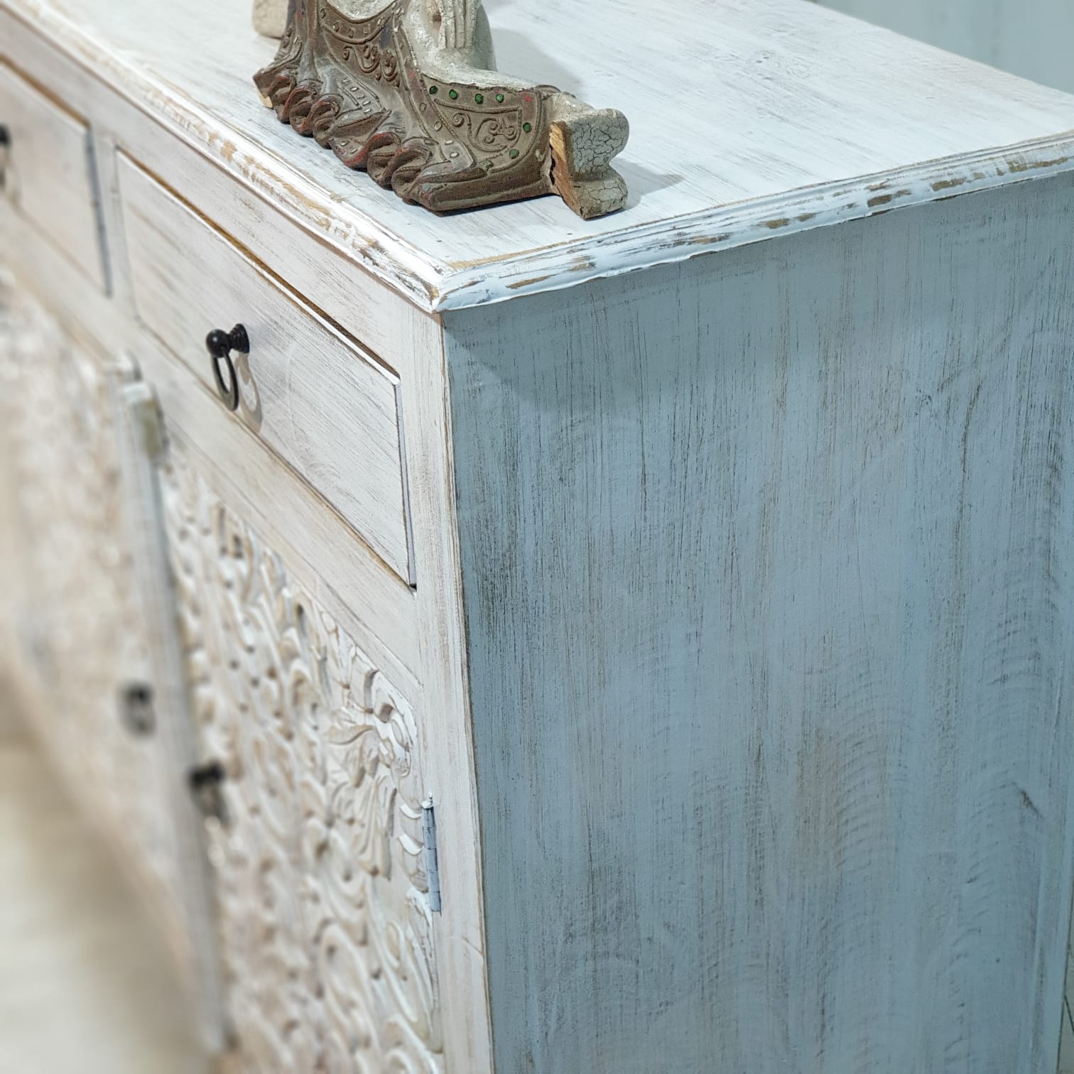 Handmade Carved Indian Mango Wood 4-Drawer 4-Door Sideboard Buffet Cabinet - Whitewashed Rustic Farmhouse Style for Dining Room Storage & Entryway Decor