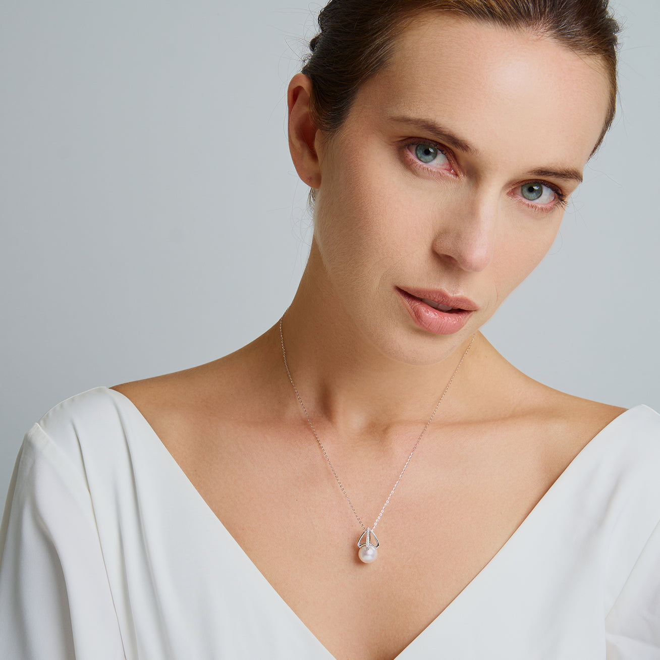 18K Solid Gold Diamond & Australian White Saltwater Pearl Necklace - Elegant Bridal Jewelry, Anniversary Gift for Her, Luxury Women's Pearl Pendant Necklace KN00239