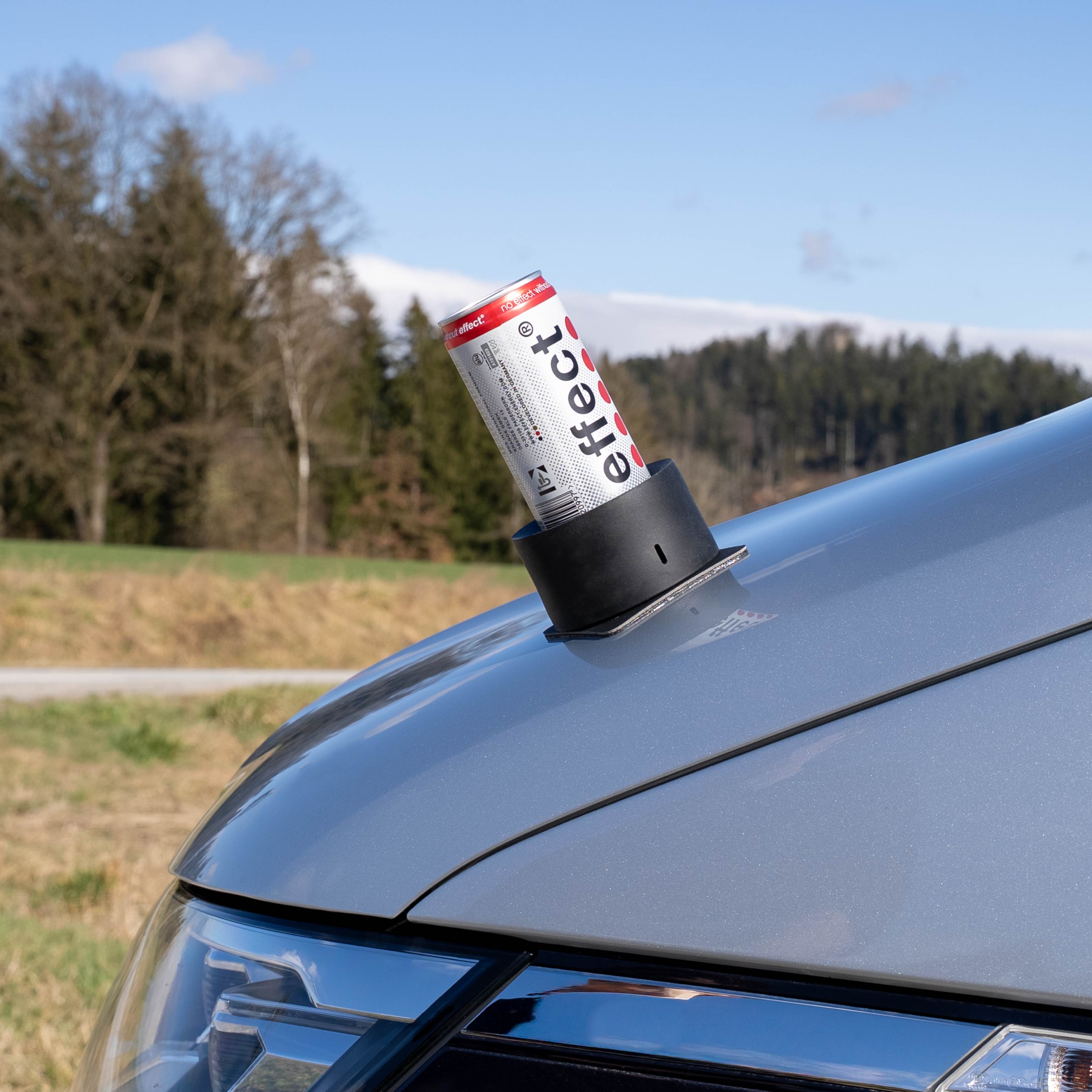 Universal Magnetic Bottle and Can Holder with Pad - Perfect for Kitchen, Fridge, Garage, and Outdoor Use