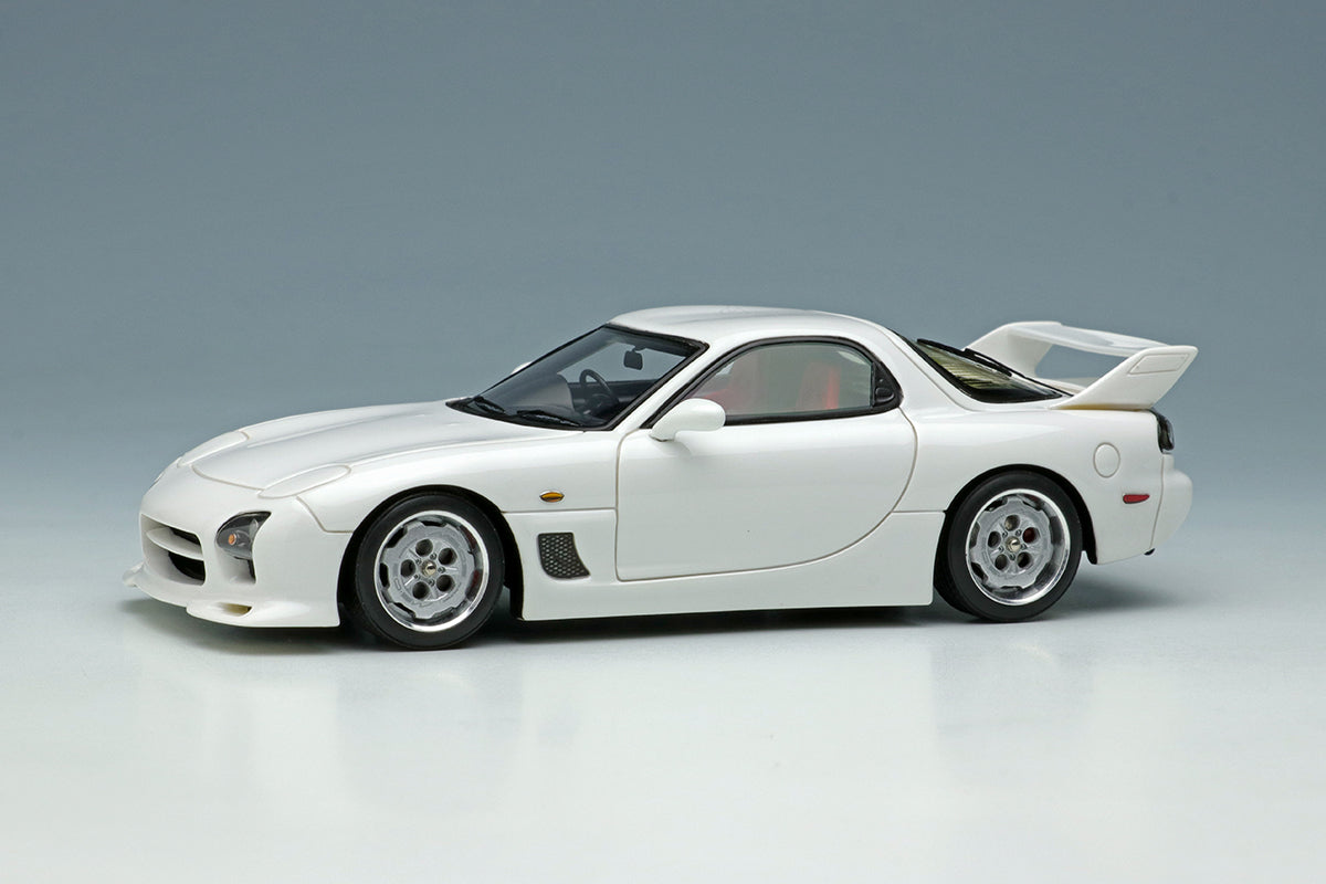 Make Up Co. Ltd 1:43 Scale Mazda RX-7 FD3S Mazdaspeed A-Spec Model Car - Collectible Diecast for Display & Racing Enthusiasts