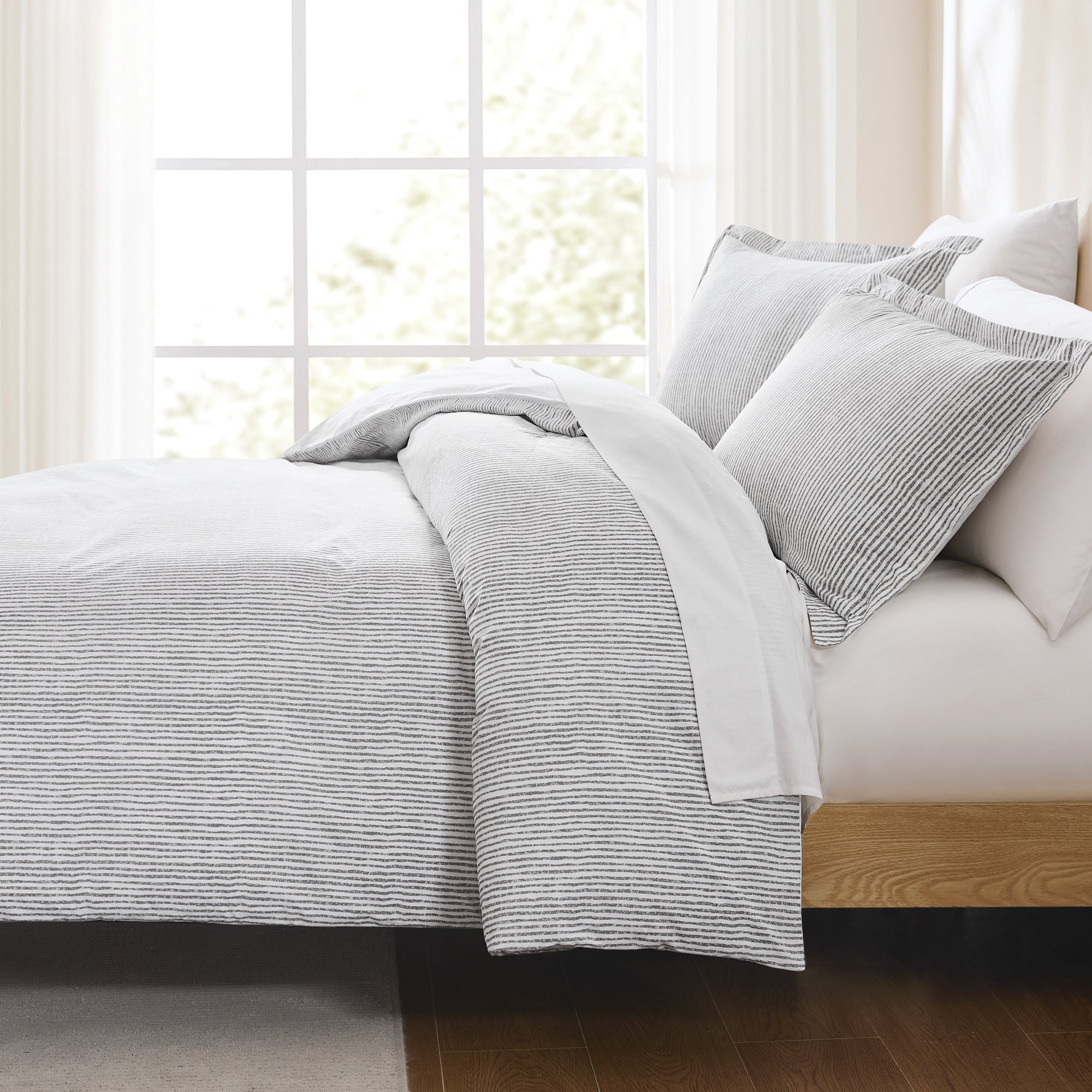 Premium Lima Stripe Cotton Duvet Cover Set - Queen Size, 3-Piece Bedding Set with Pillowcases - Soft & Breathable for All Seasons - Perfect for Master Bedroom, Guest Room & Vacation Homes