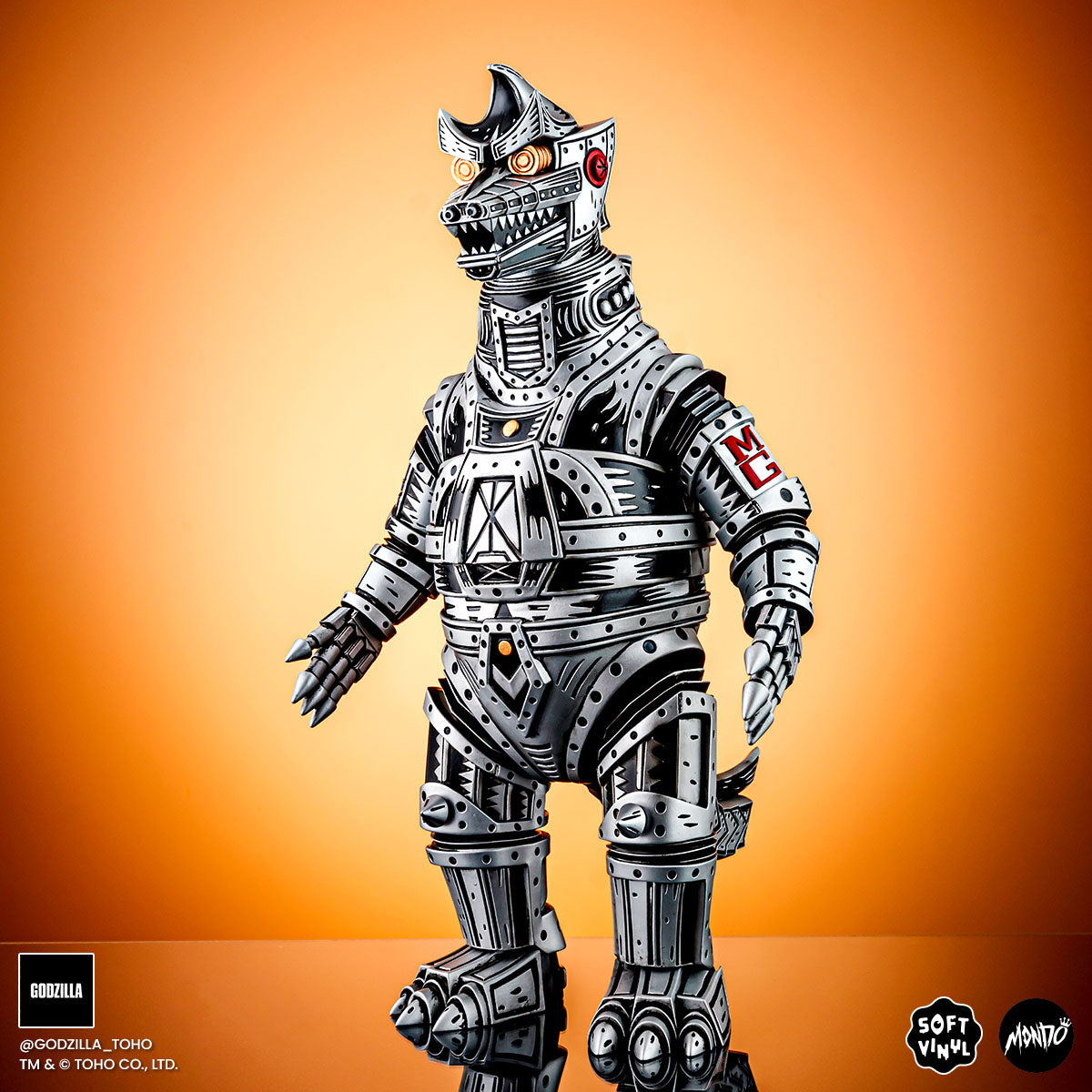 Mechagodzilla Vinyl Designer Figure by Attack Peter - Silver Variant Limited Edition Collectible Toy for Anime & Kaiju Fans - Perfect for Display, Gifts, and Action Figure Collections