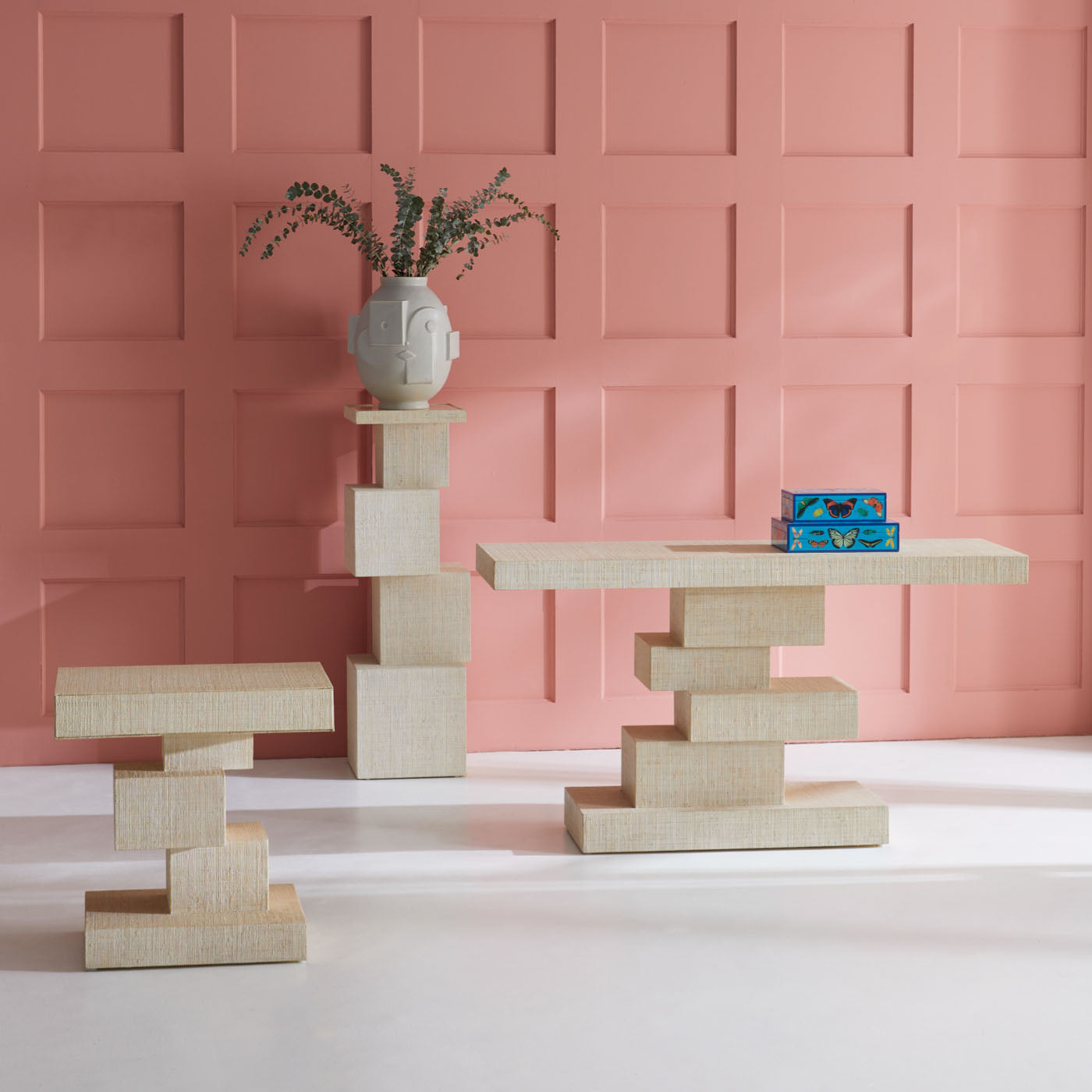 Modernist Pedestal Stand - Minimalist Sculpture Display Base for Home Decor, Art Gallery & Office - Perfect for Showcasing Statues, Vases & Collectibles