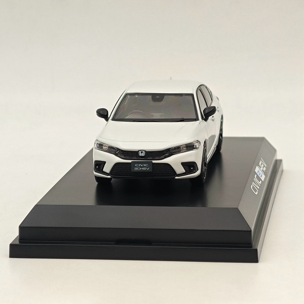 1/43 Scale Honda Civic (FL4) e:HEV Platinum White Diecast Model Car - Hobby Japan HJ433003W - Perfect for Collectors, Display & Racing Enthusiasts