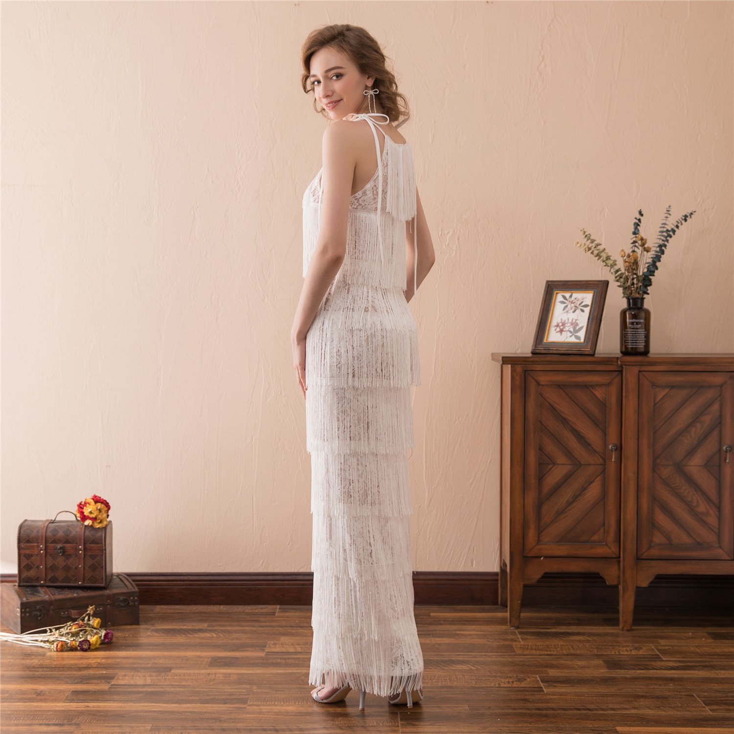 Elegant Women's Halter Lace Tassel Sleeveless Sheath Beach Wedding Dress - Perfect for Summer Beach Weddings, Bridal Showers & Boho Photoshoots