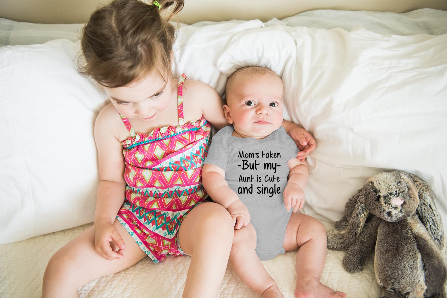 Adorable Baby Bodysuit for Newborn Girls & Boys - AW Fashions Cute & Funny 'Mom's Taken But My Aunt Is Single' Outfit - Perfect for Family Photos, Parties & Everyday Wear