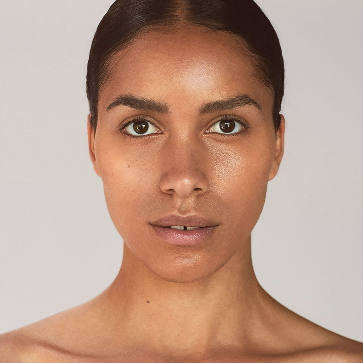 Best Invisible Touch Liquid Foundation - Lightweight, Full Coverage Makeup for Flawless Skin - Perfect for Daily Wear & Special Occasions