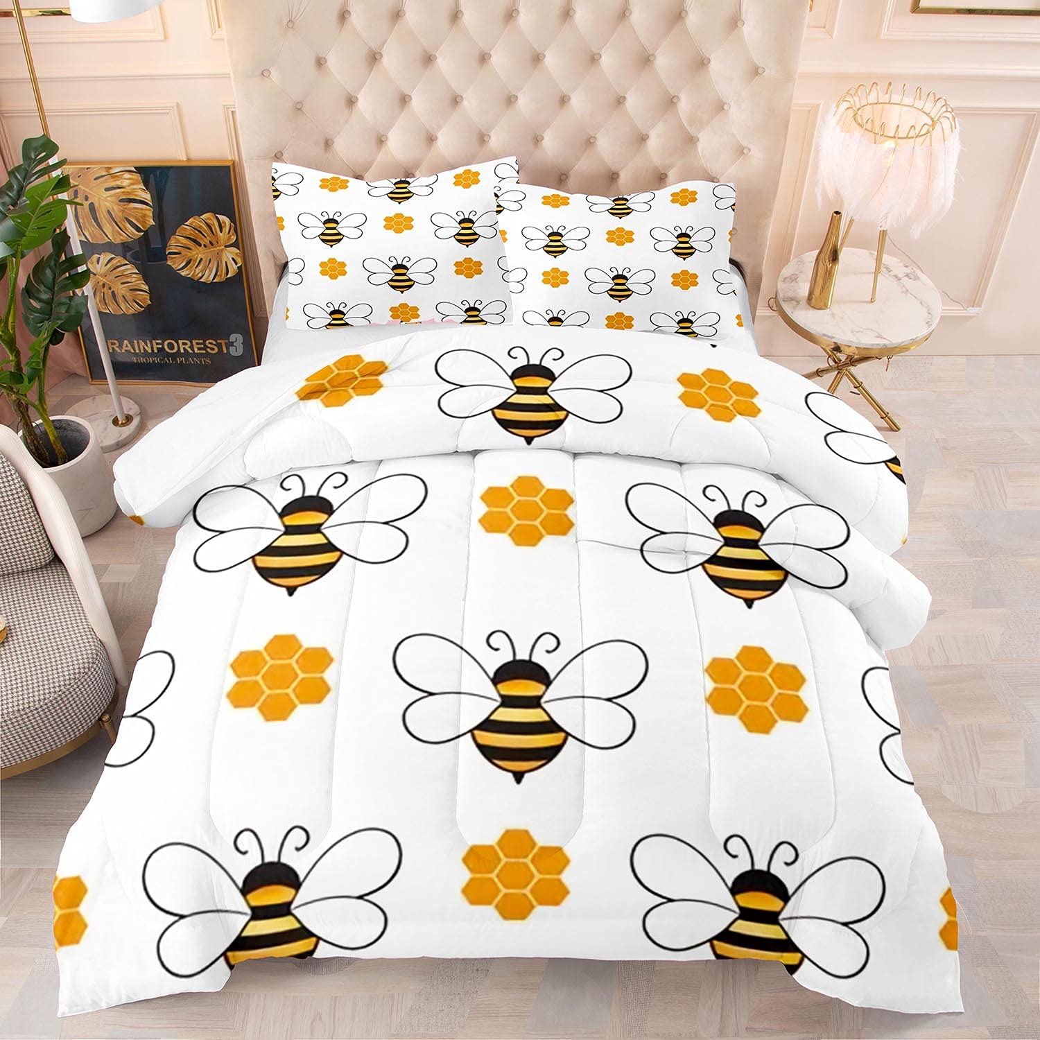 Cozy Bee Bedding Set Twin/Full/Queen - Cartoon Honey Bee Themed Comforter Set with 2 Pillowcases | Lightweight Soft Microfiber Filling Quilt | Perfect for Kids' Rooms, Nursery Decor & Bee-Themed Bedrooms (Queen Size 90
