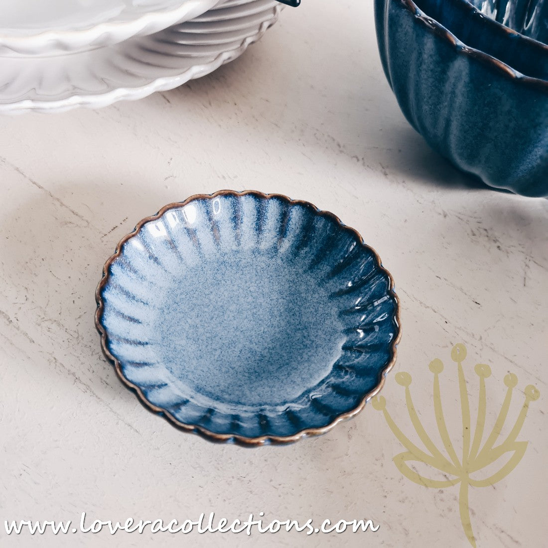 Rustic Seashell Dinnerware Set - Beach Themed Plates, Bowls & Serving Dishes for Coastal Dining & Entertaining - Perfect for Beach House, Summer Parties & Nautical Decor