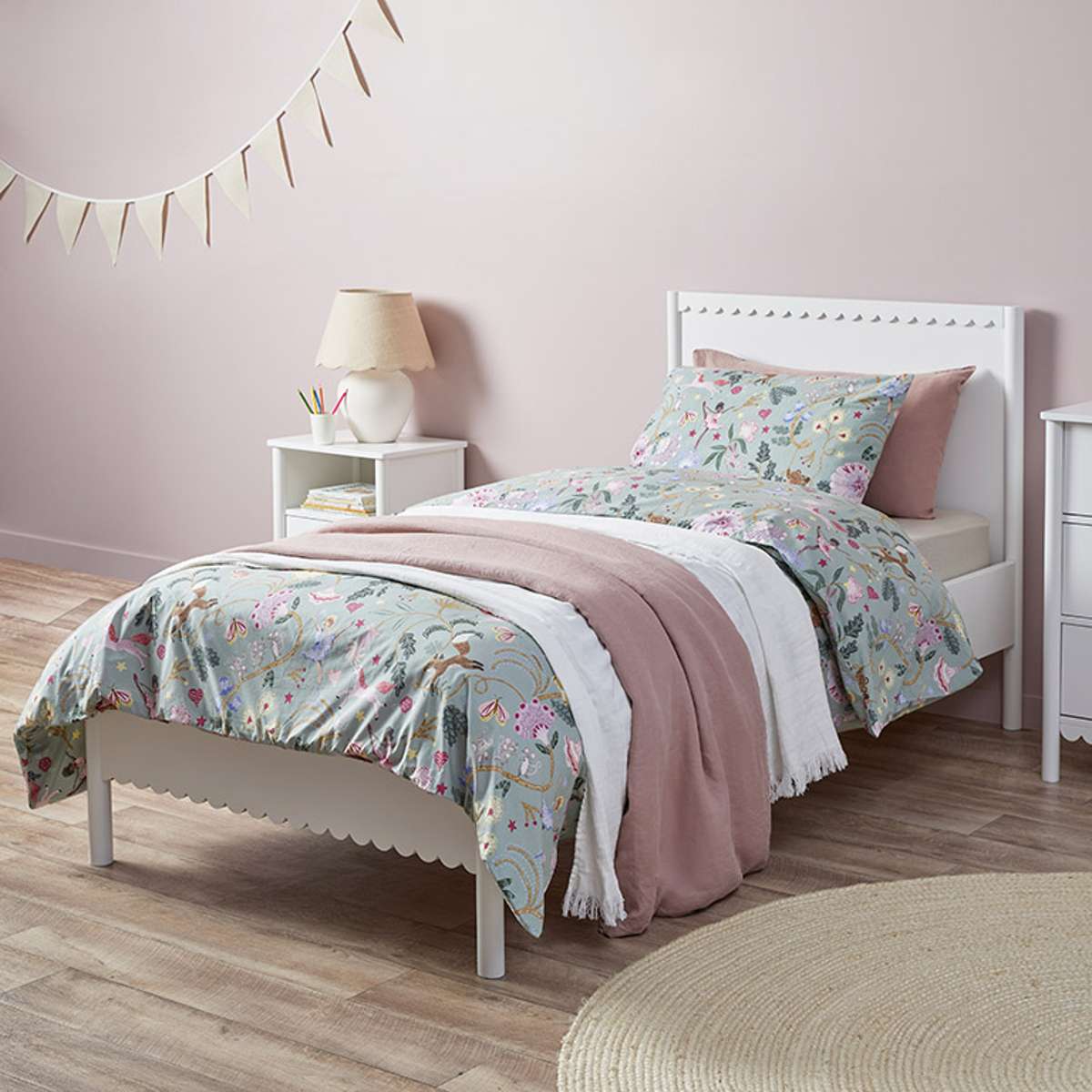 Maisie Scalloped Bed Frame - Single Size, White Wooden Platform Bed with Elegant Scalloped Design for Girls & Teens Bedroom, Dorm, or Guest Room
