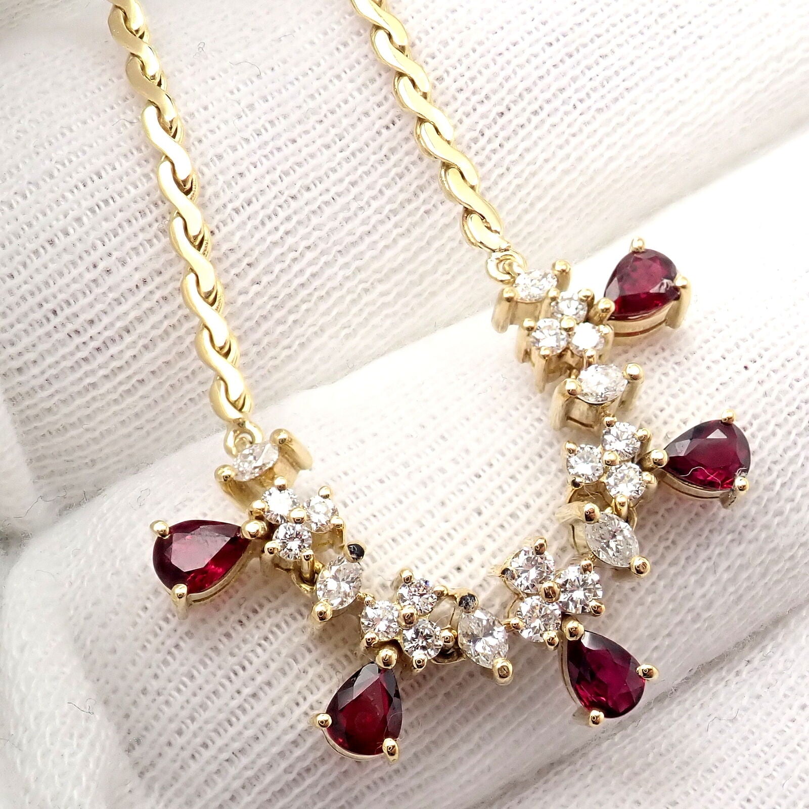 Authentic H. Stern 18k Yellow Gold White Diamond Ruby Pendant Necklace - Luxury Jewelry Gift for Women, Anniversary & Special Occasions