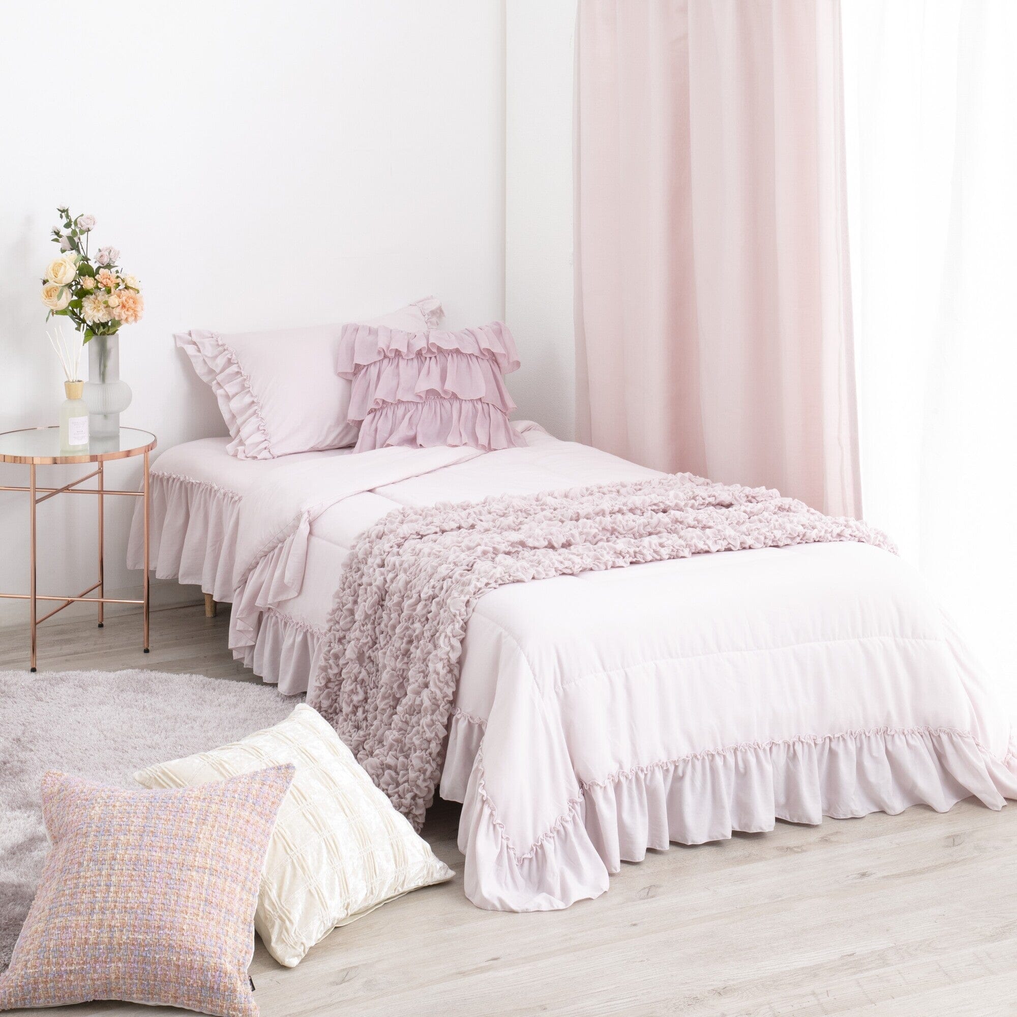 Fuwaro Cooling Blanket - Single Size, Pink Frill Design for Summer Comfort - Perfect for Hot Sleepers, Bedroom & Travel Use