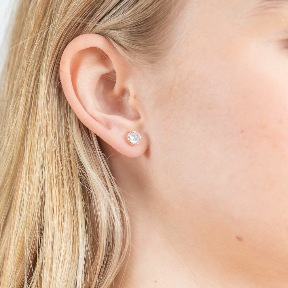 9ct Rose Gold 6mm Cubic Zirconia Stud Earrings for Women - Elegant Hypoallergenic CZ Earrings - Perfect for Everyday Wear, Date Nights & Special Occasions