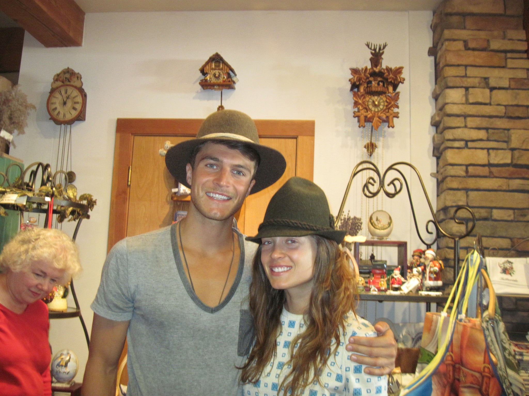 Tyrolean Alpine Hat - Traditional Hunting Hat for Men & Women | Wool Felt Outdoor Adventure & Oktoberfest Costume Accessory