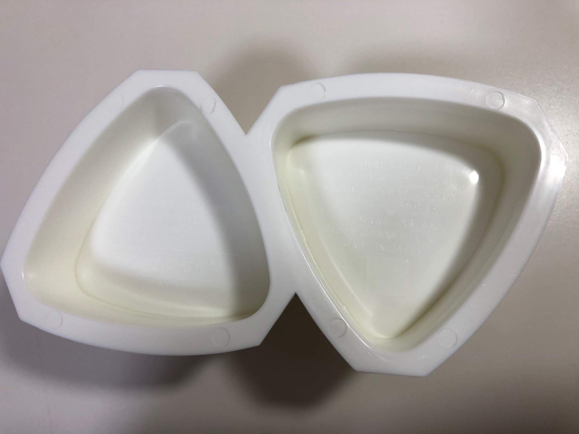 Easy-to-Use Triangular Onigiri Rice Ball Maker - Perfect for Bento Boxes, Lunch Prep & Japanese Snacks at Home