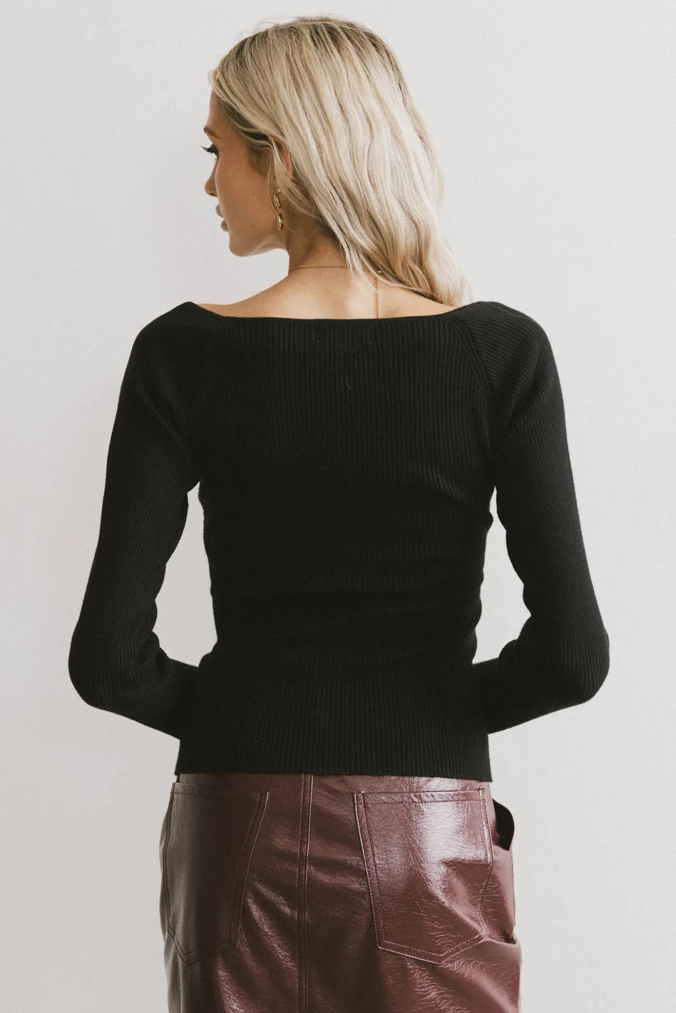 Stylish Nyla Ribbed Sweater for Women - Soft Black Knit Pullover | Perfect for Fall Layering & Casual Outfits