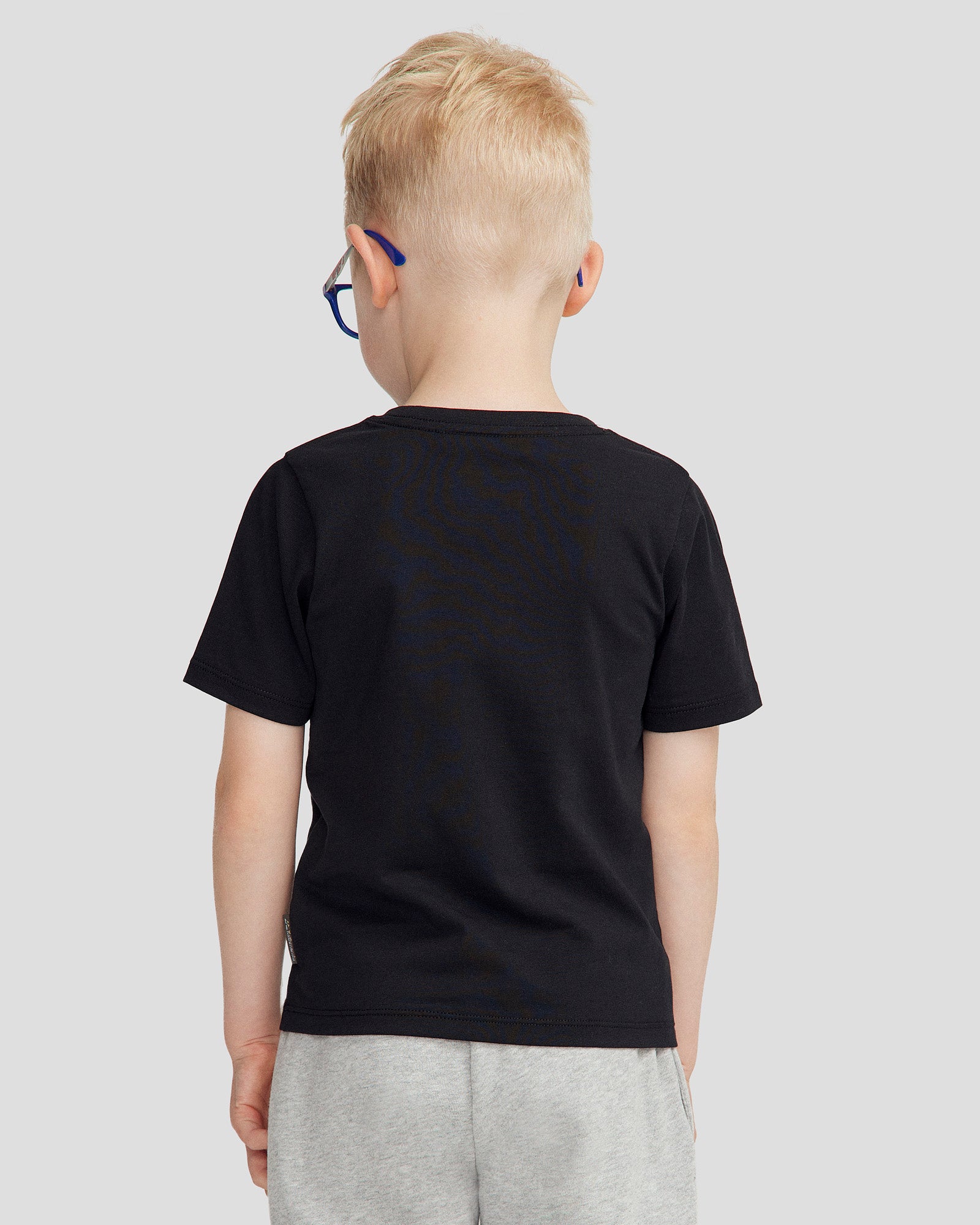 Organic Cotton Kids' T-Shirt - Auckland Black Stingray Design | Soft & Comfortable Tee for Boys & Girls | Perfect for School, Play & Everyday Wear